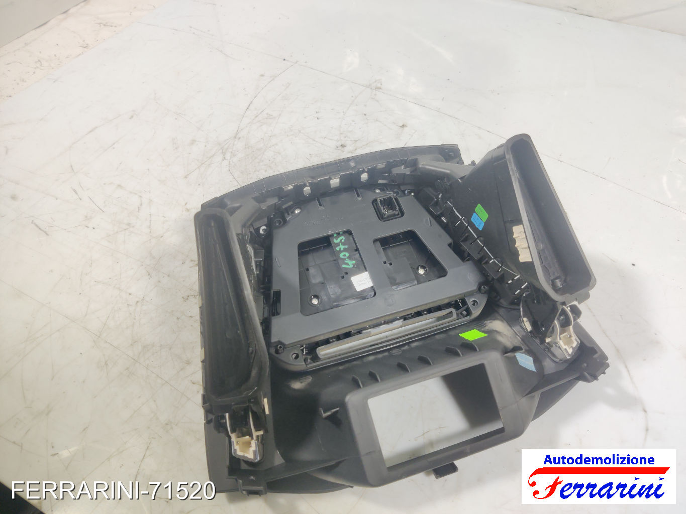 tasteira radio consolle centrale FORD FOCUS 3 TURNIER 2010-2023 BM5T18K811SA