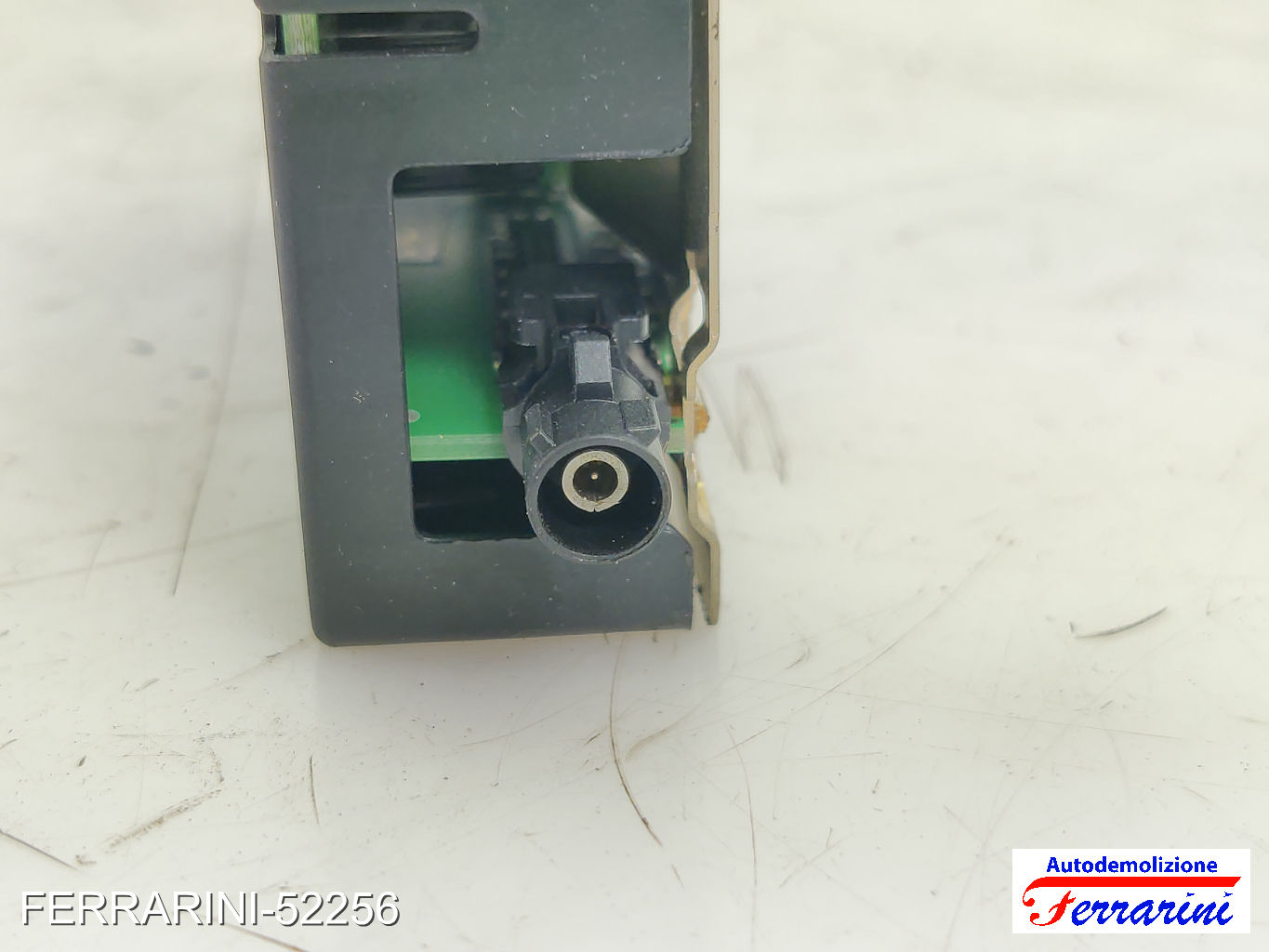 Centralina amplificatore antenna MERCEDES CLASSE C S205 2015-2018 A2059051205