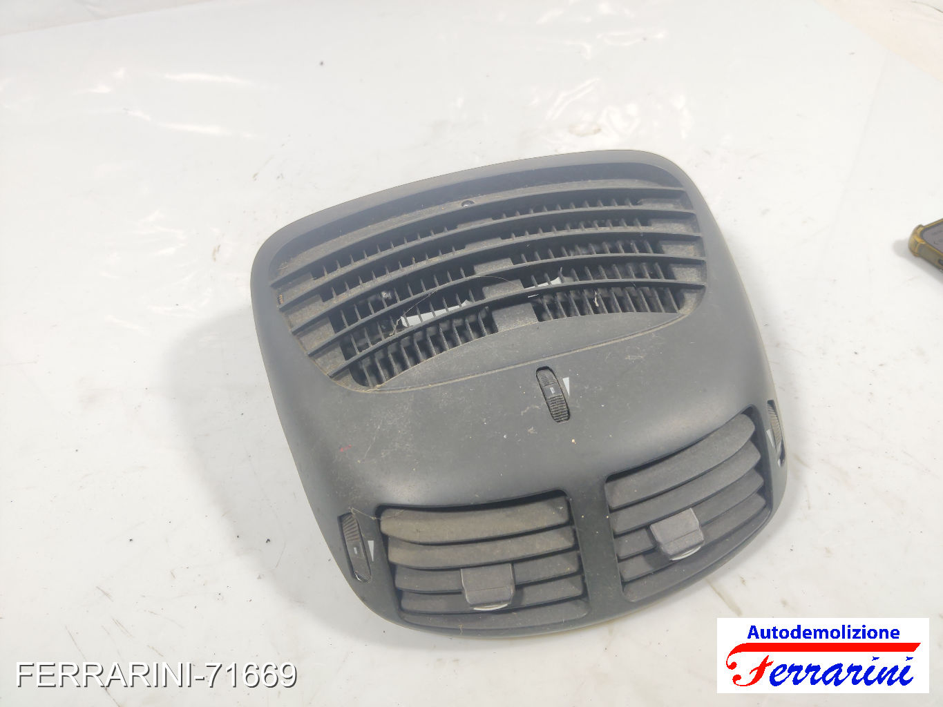 Bocchetta Areazione ALFA ROMEO 147 937 2004-2010 anteriore, frontale centrale 10