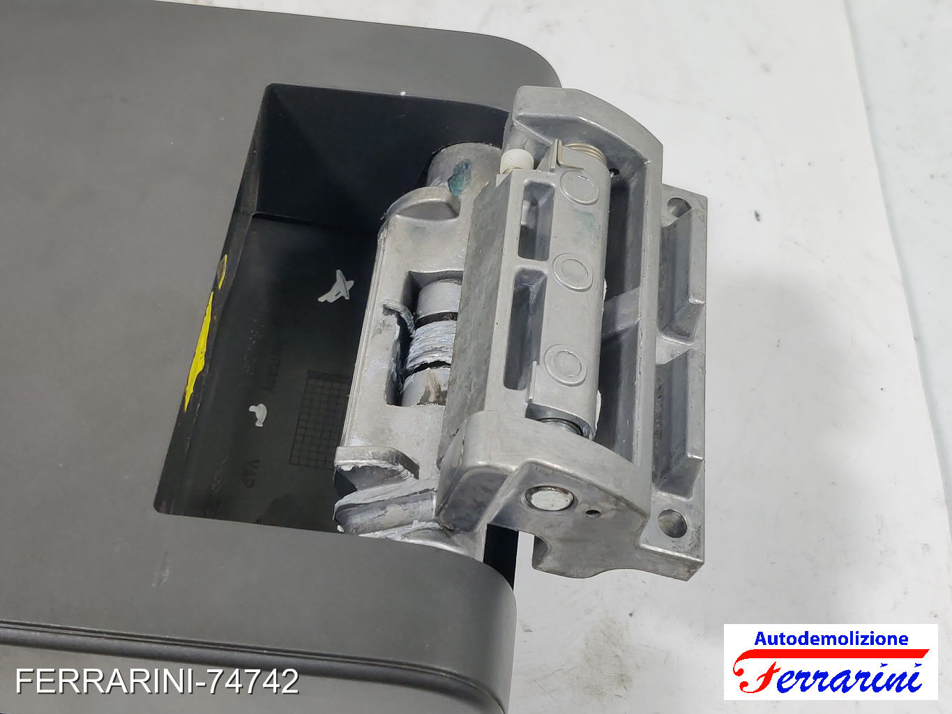 Bracciolo VW TOURAN 1T1, 1T2 2003-2010 1T0864208, 1TO864208, 09224F