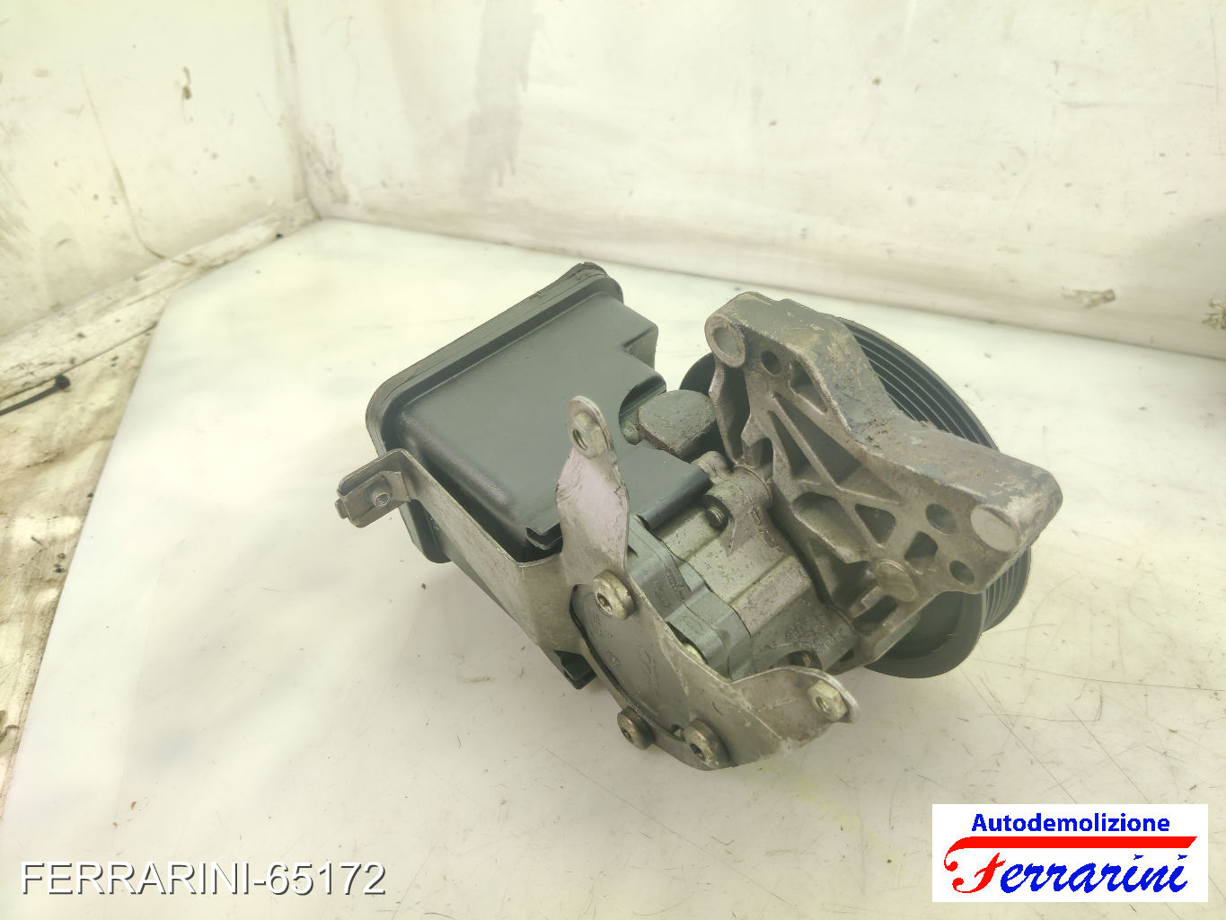 Pompa Servosterzo BMW 5 TOURING E61 525D 2004-2007 32416760956, 32416781266 9