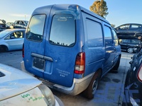 Nissan Vanette HC 23 2.3 D 75CV 1994-2002