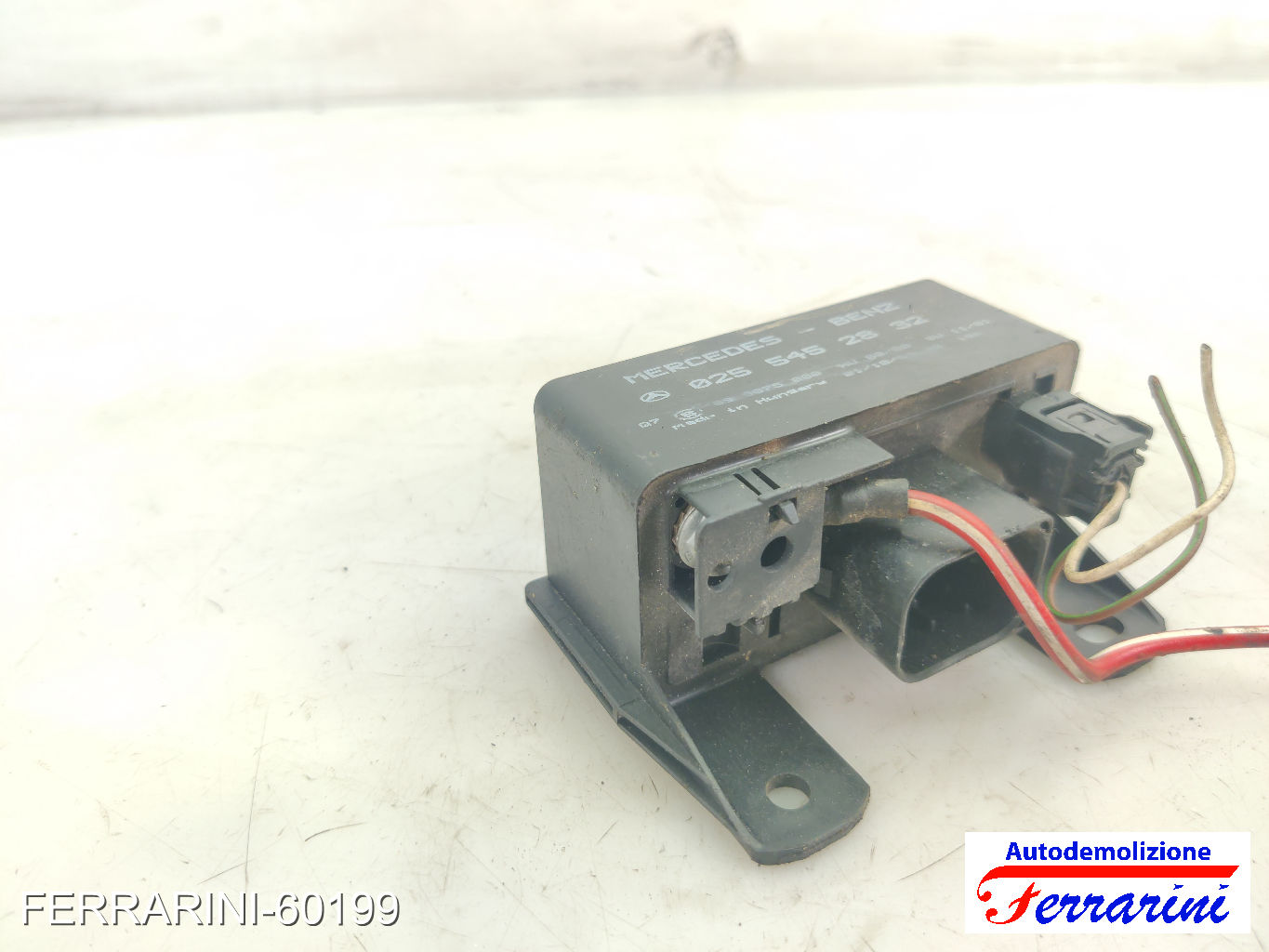 Centralina Candelette MERCEDES CLASSE C W203 C 220 CDI 2000-2007 0255452832