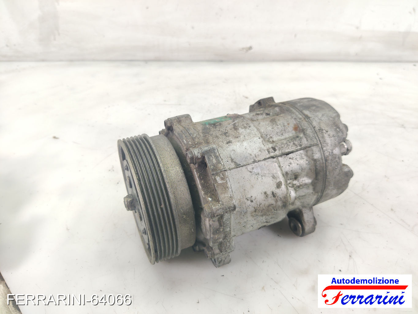 Compressore Clima VW GOLF 3 1H1 1.6 1995-1997 1H0820803D, 1H0820803DX