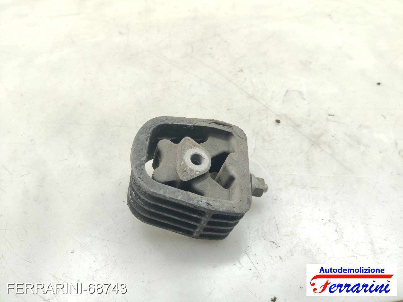 Supporto Motore MERCEDES VANEO 414 1.7 CDI 2002-2005 A1682401217