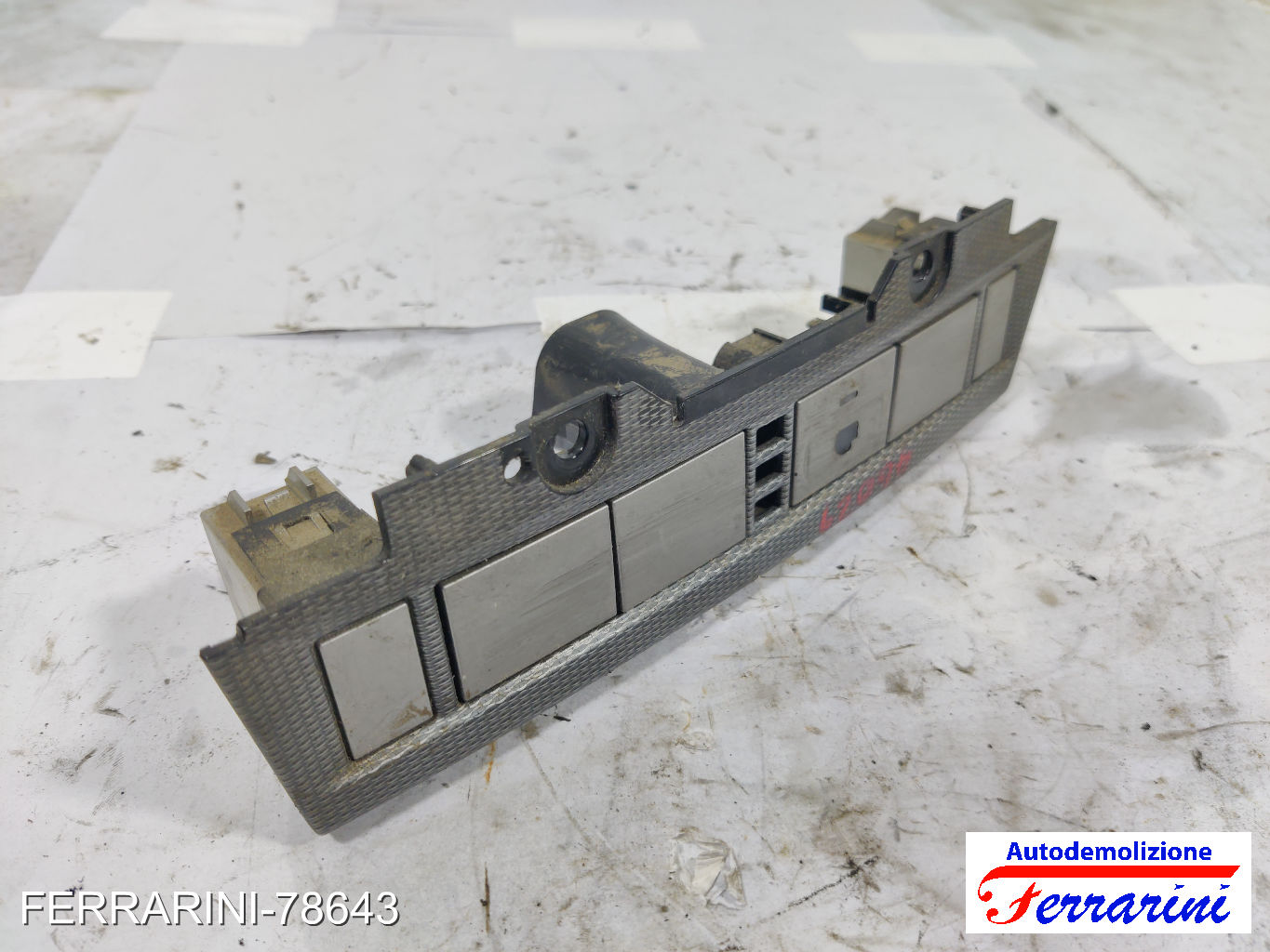 interruttori consolle centrale tetto FORD FOCUS 2 SW DA, DS, FFS 2004-2012
