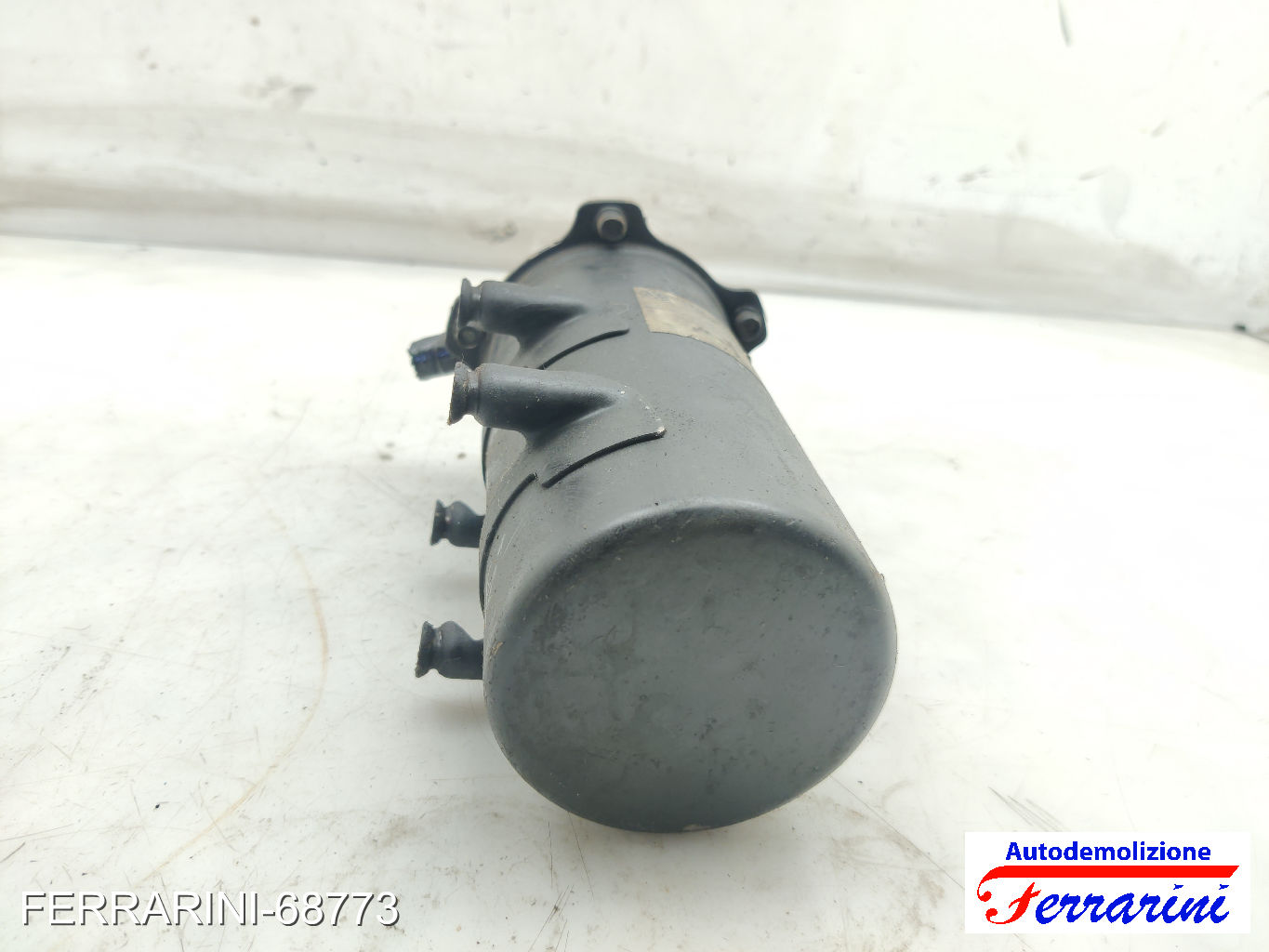 Supporto Filtro Olio VW GOLF 5 1K1 1.9 TDI 2003-2008 1K0127400B, 1K0127400C