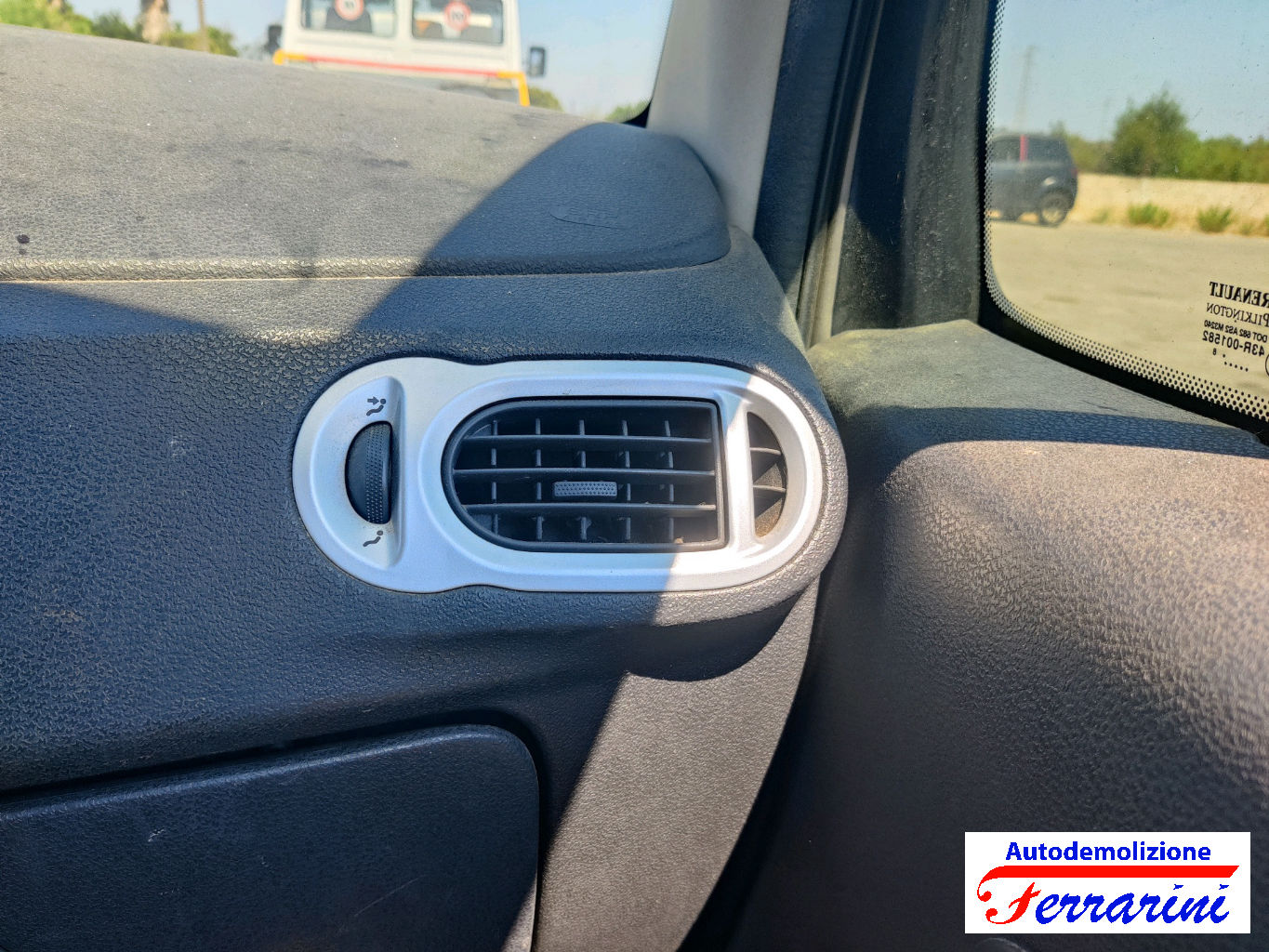 Renault Modus 63