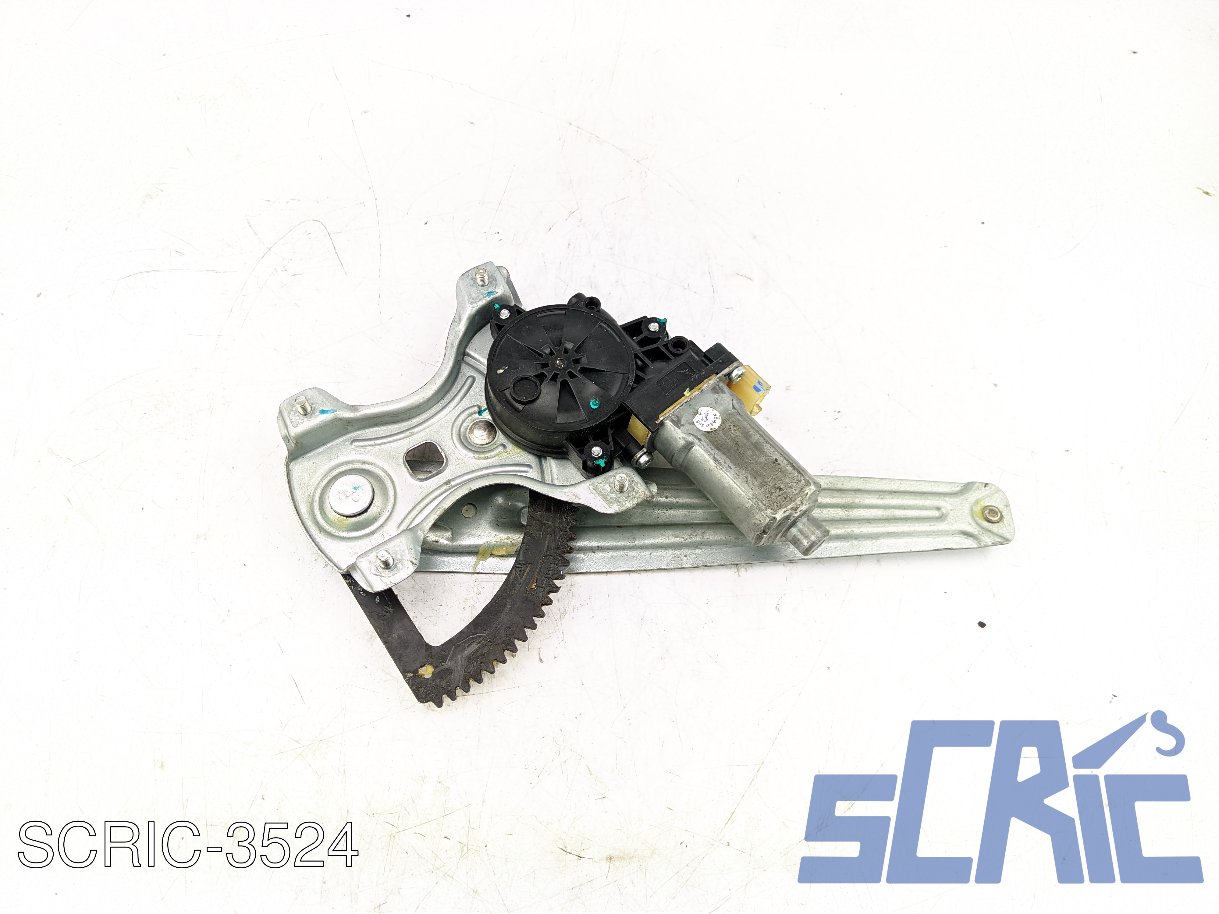 Alzavetro HYUNDAI I10 PA 2009-2013 destro, dx, posteriore, post 834020X010