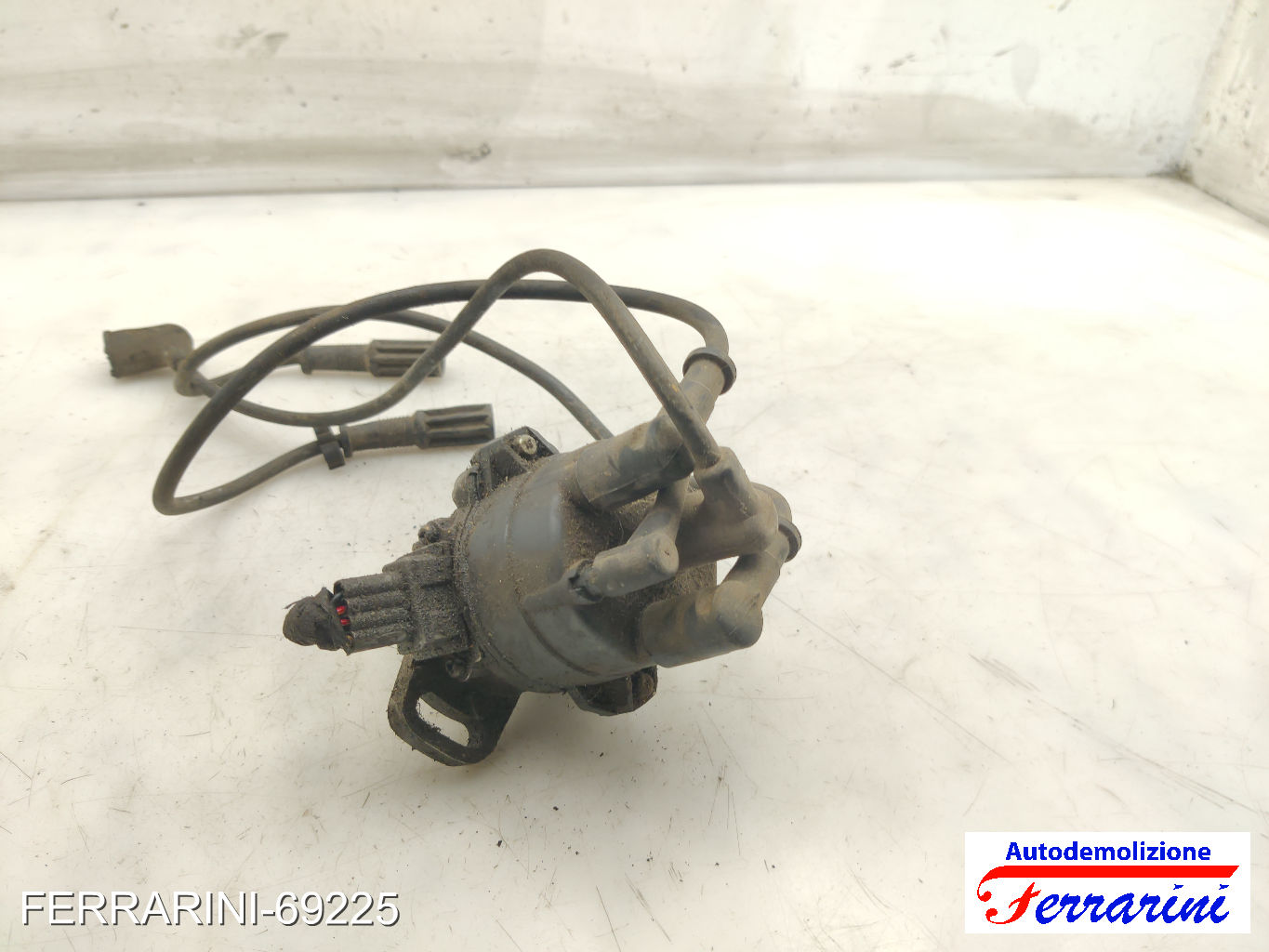 Spinterogeno Distributore SUZUKI ALTO EF 1.0 1994-2002 3310070F00