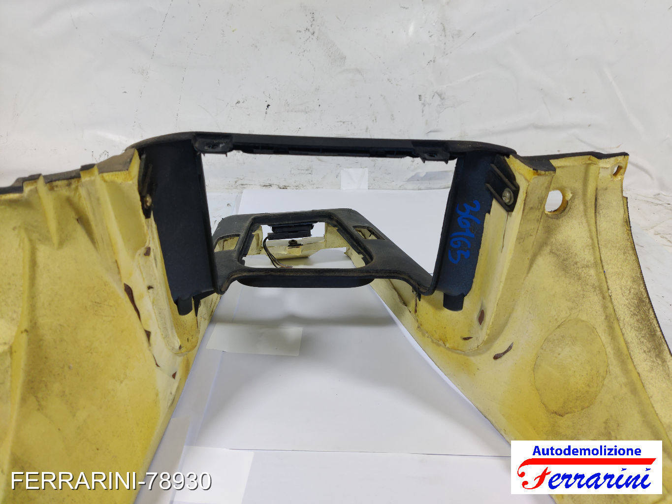 Tunnel Centrale BMW SERIE 3 E36 1993-1998 61311378128, 61311374220 7