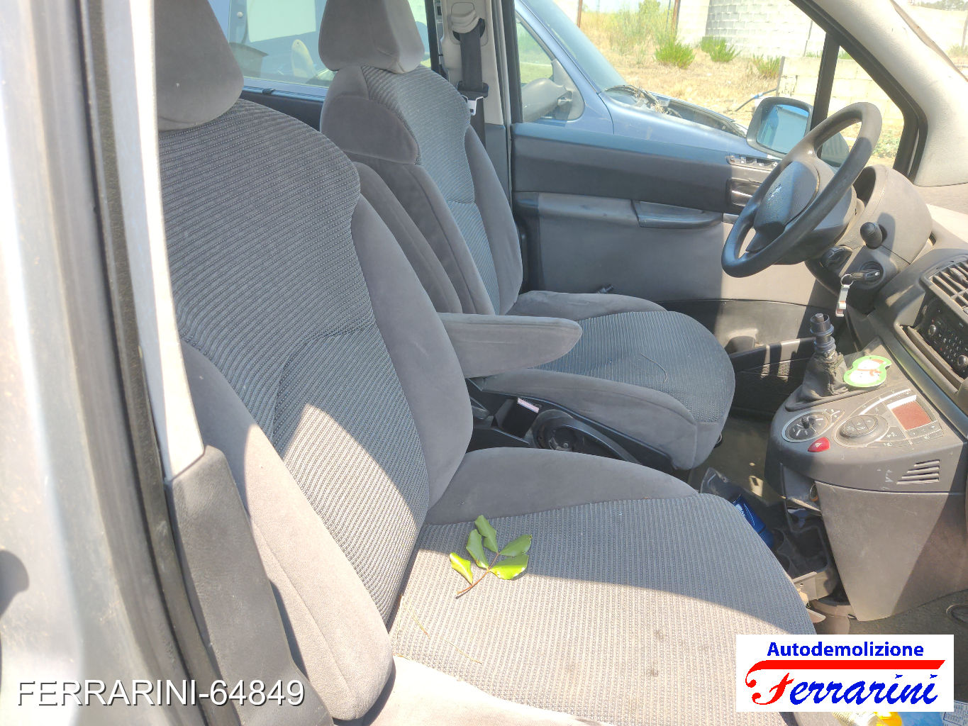 Peugeot 807 13