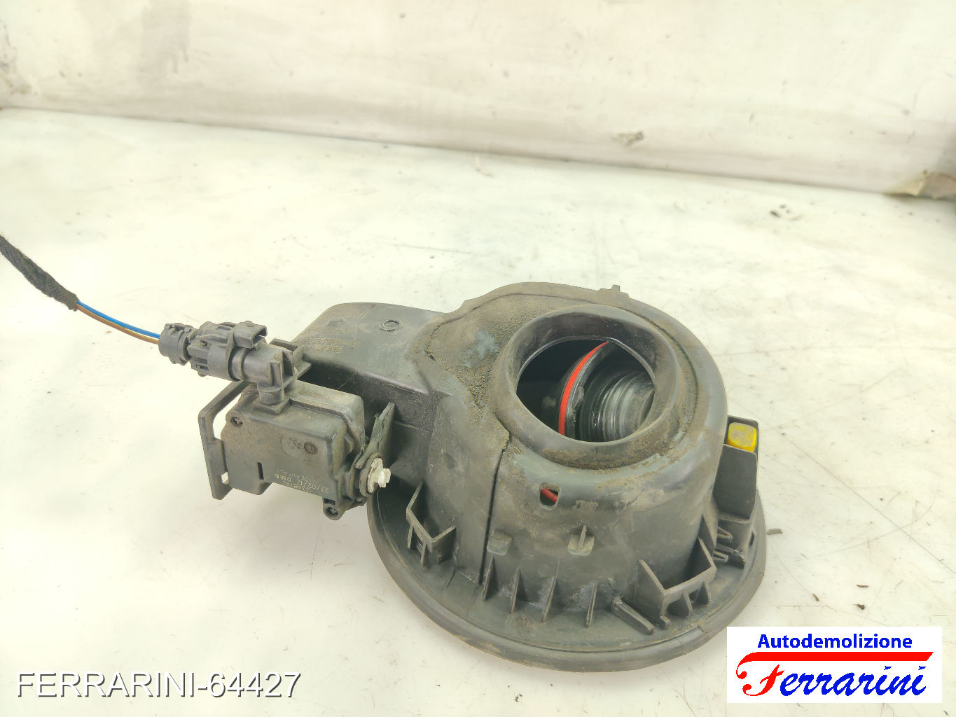 Sportellino Carburante OPEL ASTRA J SPORTS TOURER P10 2010-2015 40R SCHNEEWEISS