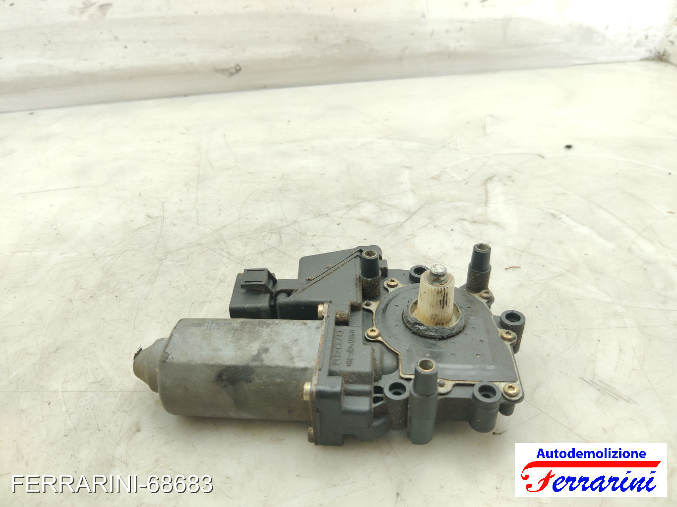 Motorino Alzavetro AUDI A4 AT 8D5 1.9 TDI 1996-2001 8D0959802E, 8D0959802G 11