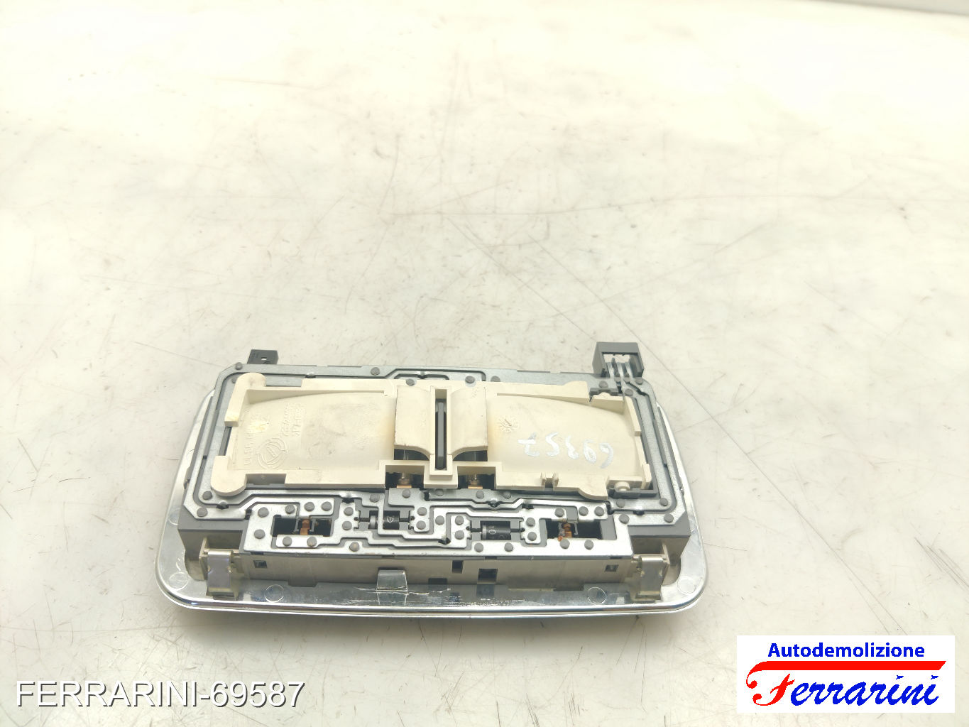 Plafoniera LANCIA DELTA 3 844 2008-2014 anteriore, frontale centrale, ant