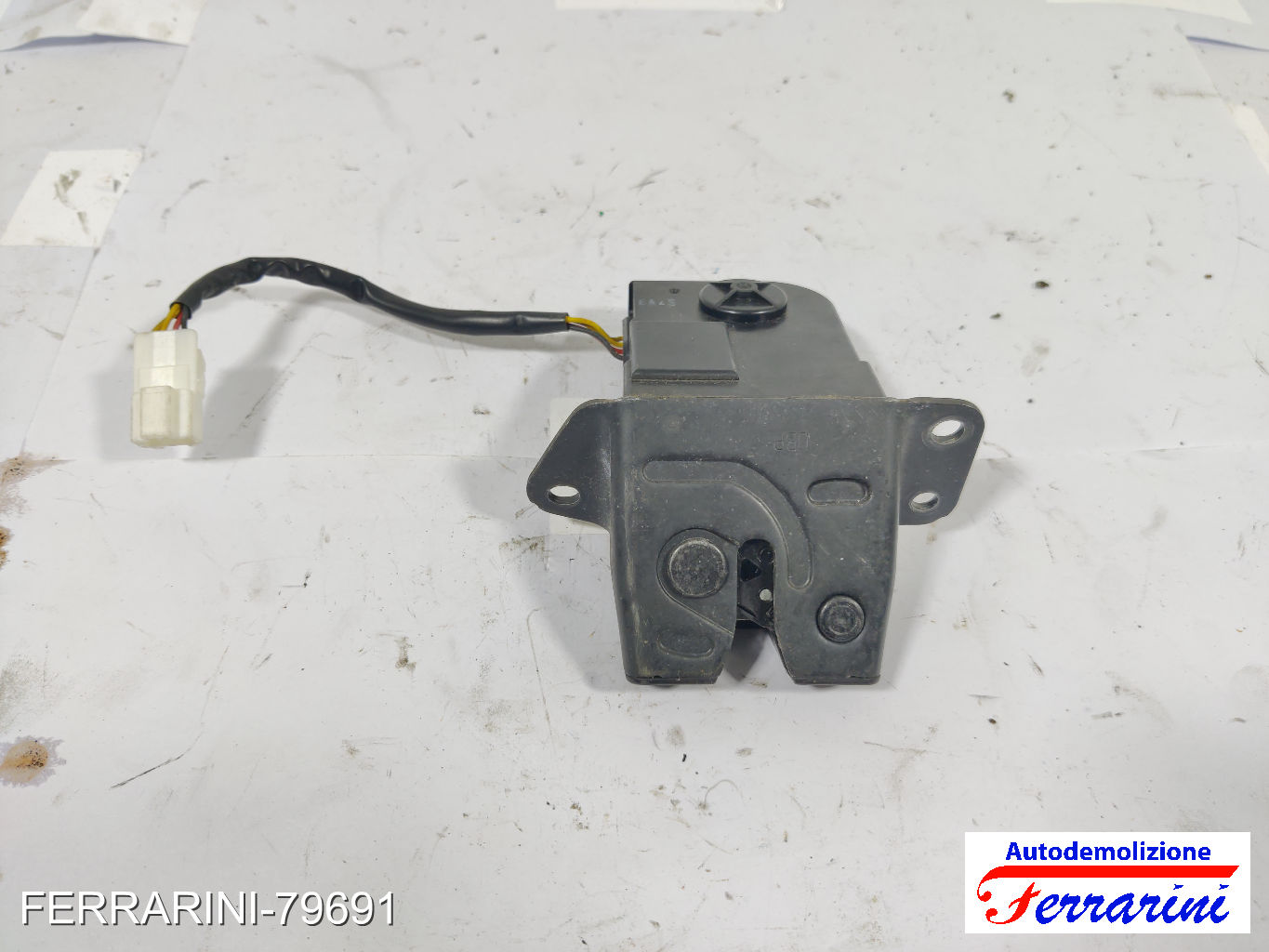 Chiusura Serratura Portellone KIA RIO 3 UB 2011-2017 812301W210