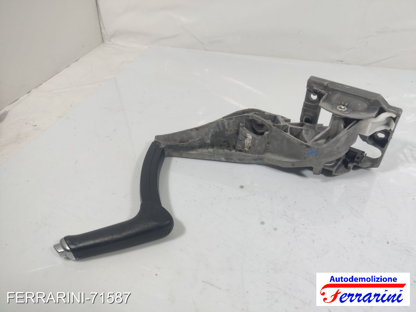 Leva Freno A Mano FORD FOCUS 3 TURNIER 2010-2023 BV612780EA3ZHE, 0605131049
