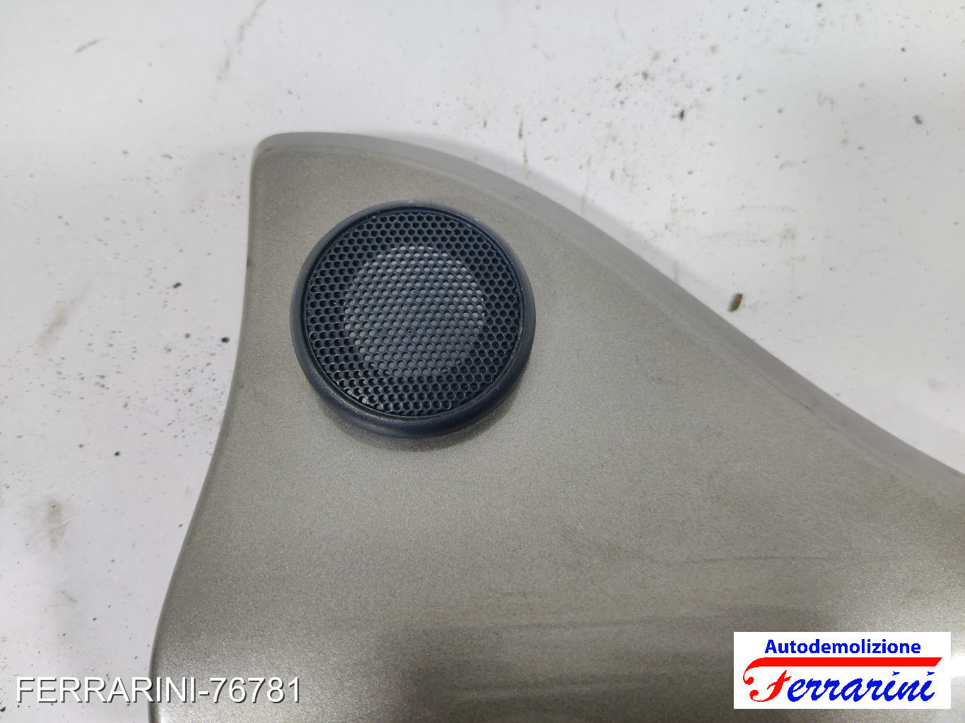 rivetimento coperchio interno specchietto destro TOYOTA IQ J1 2009-2015