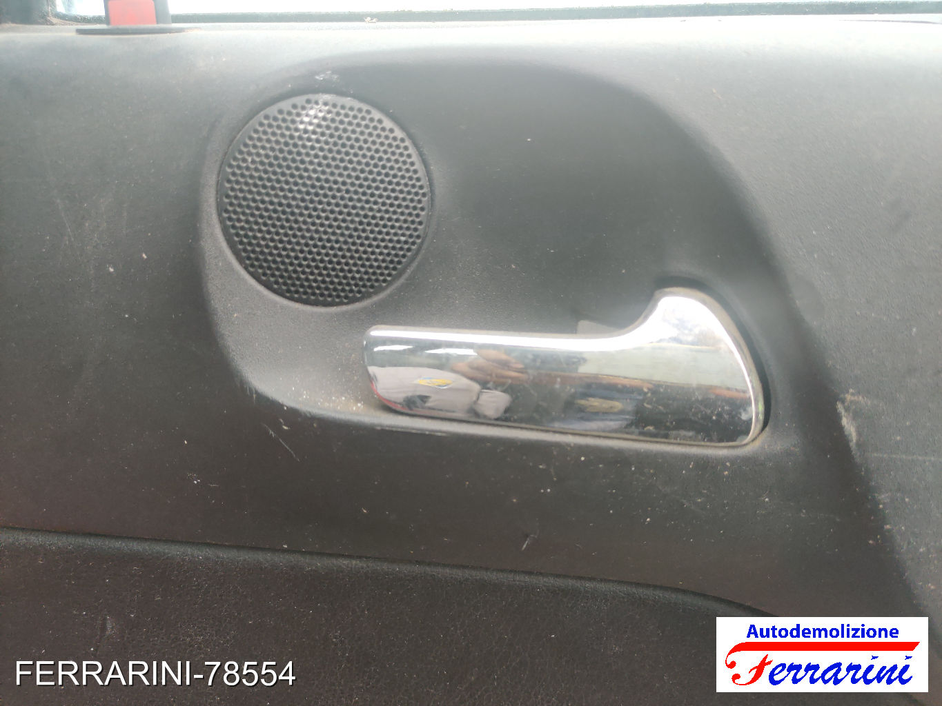 Opel Zafira A 24
