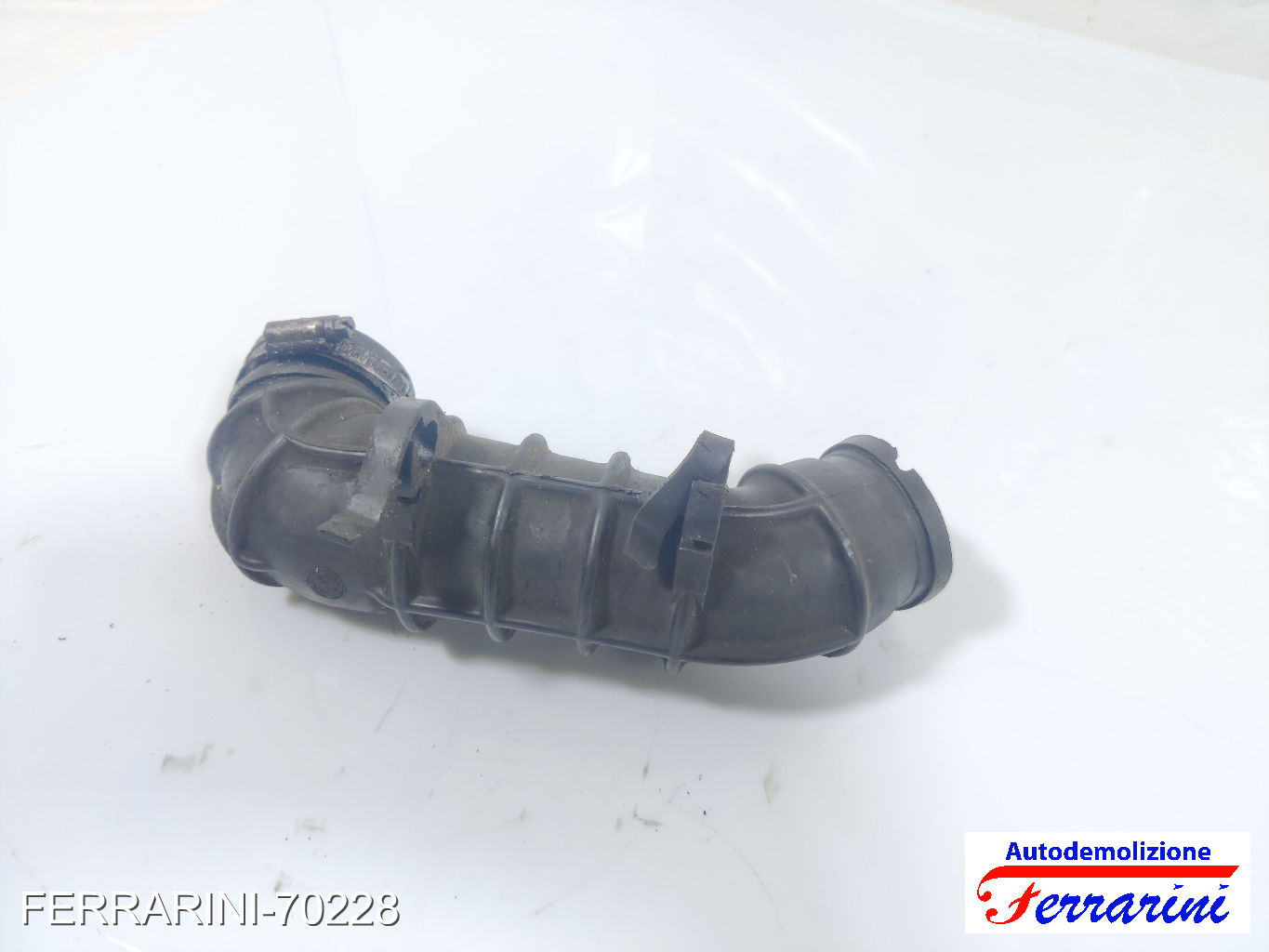 tubo aspirazione aria 176B7000 FIAT PUNTO 176 1.7 TD 1996-1999 7786522, 7765753