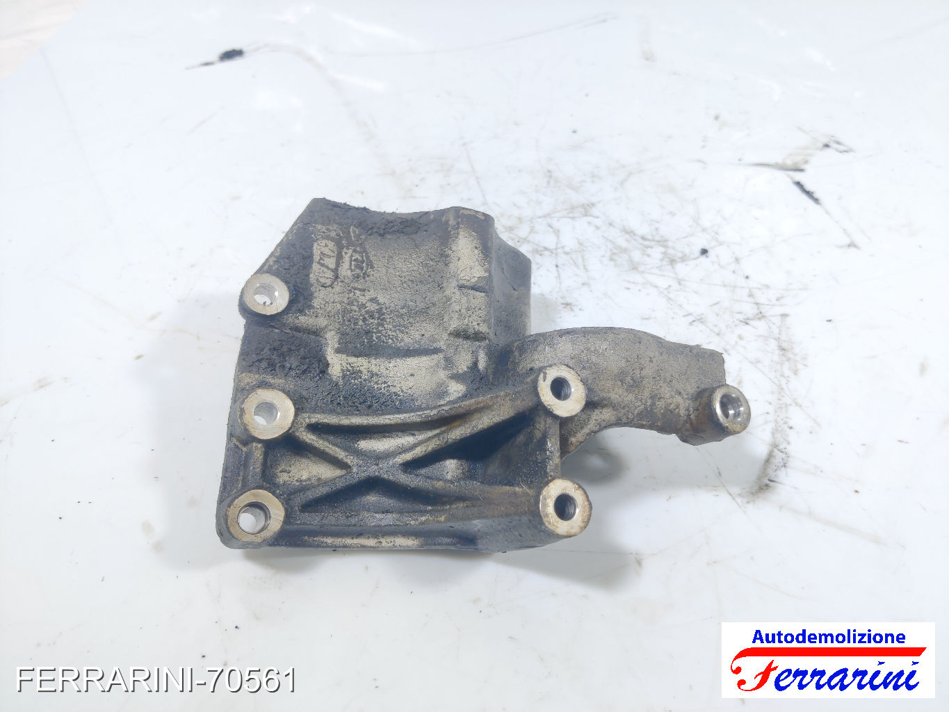 Staffa servosterzo KIA SORENTO 1 JC 2.5 CRDI 2002-2011 252814A600