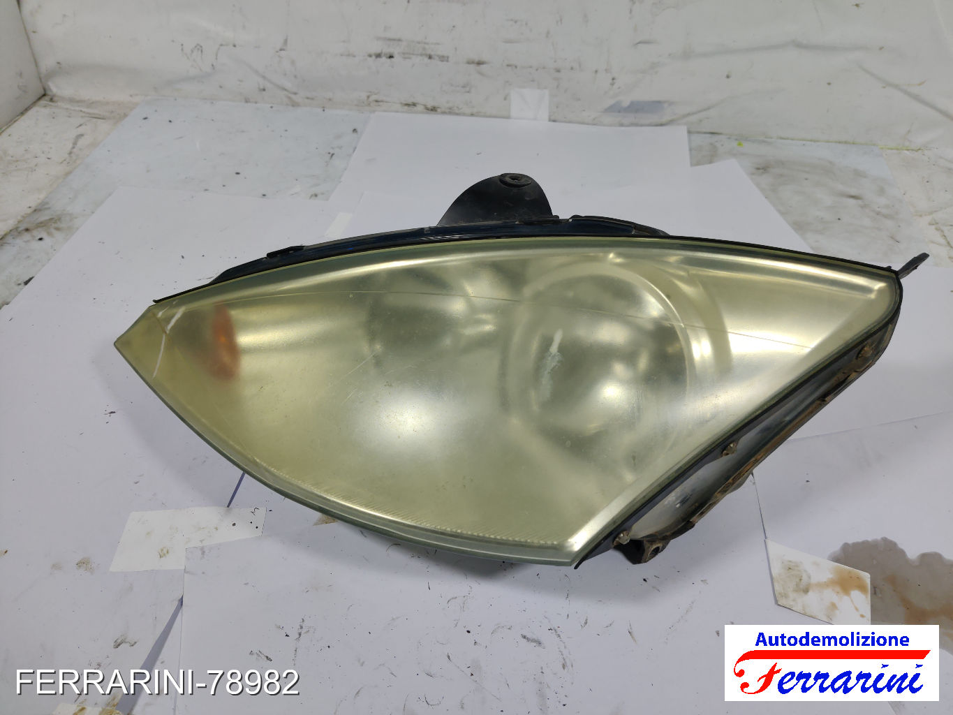 Faro Anteriore FORD FOCUS SW DNW 2002-2004 sinistro, sx