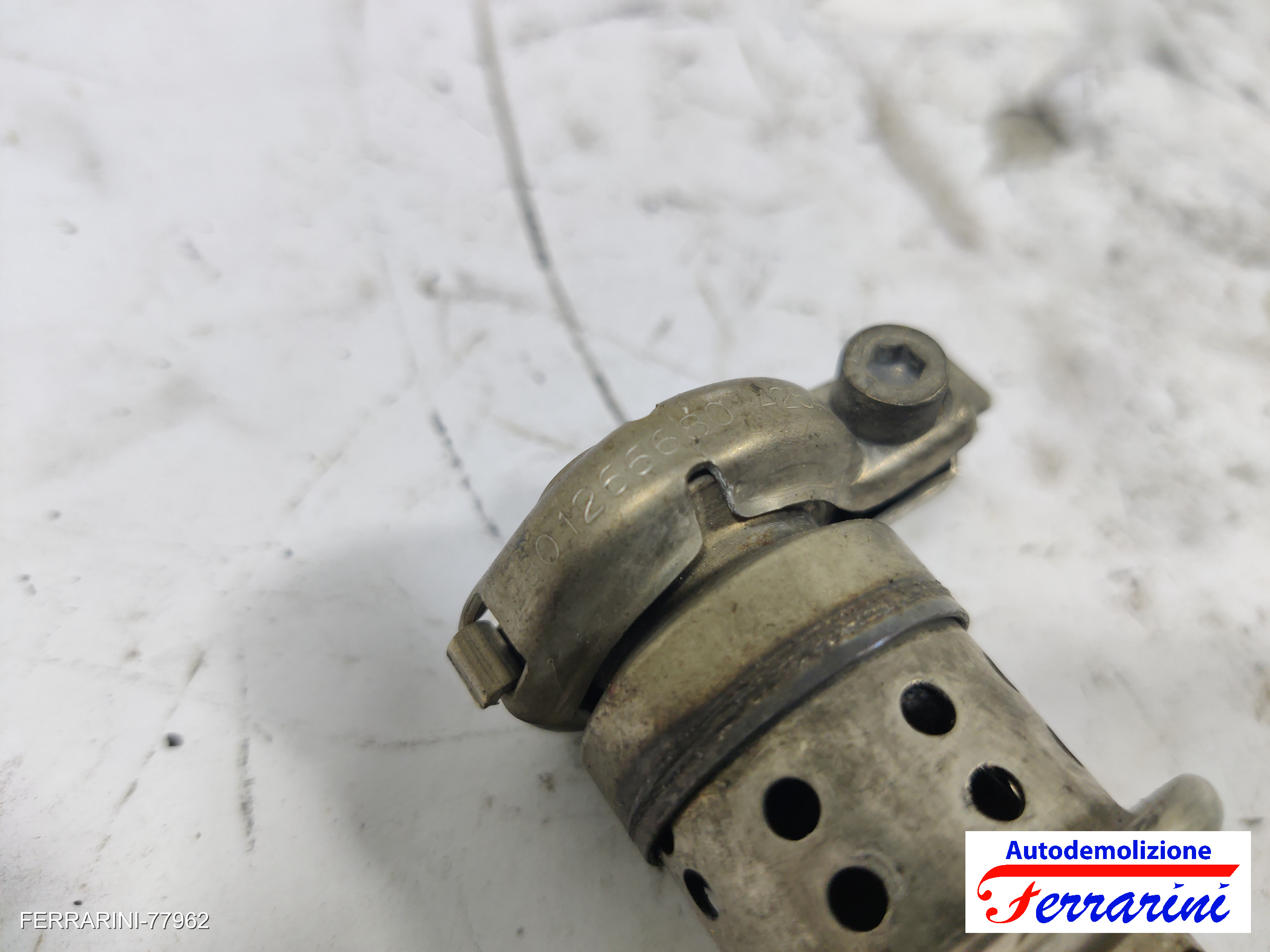 Iniettore PEUGEOT 308 2 L3, LB, LH, LP, LW 1.6 HDI 2013-2021 9802763880, 42542 9