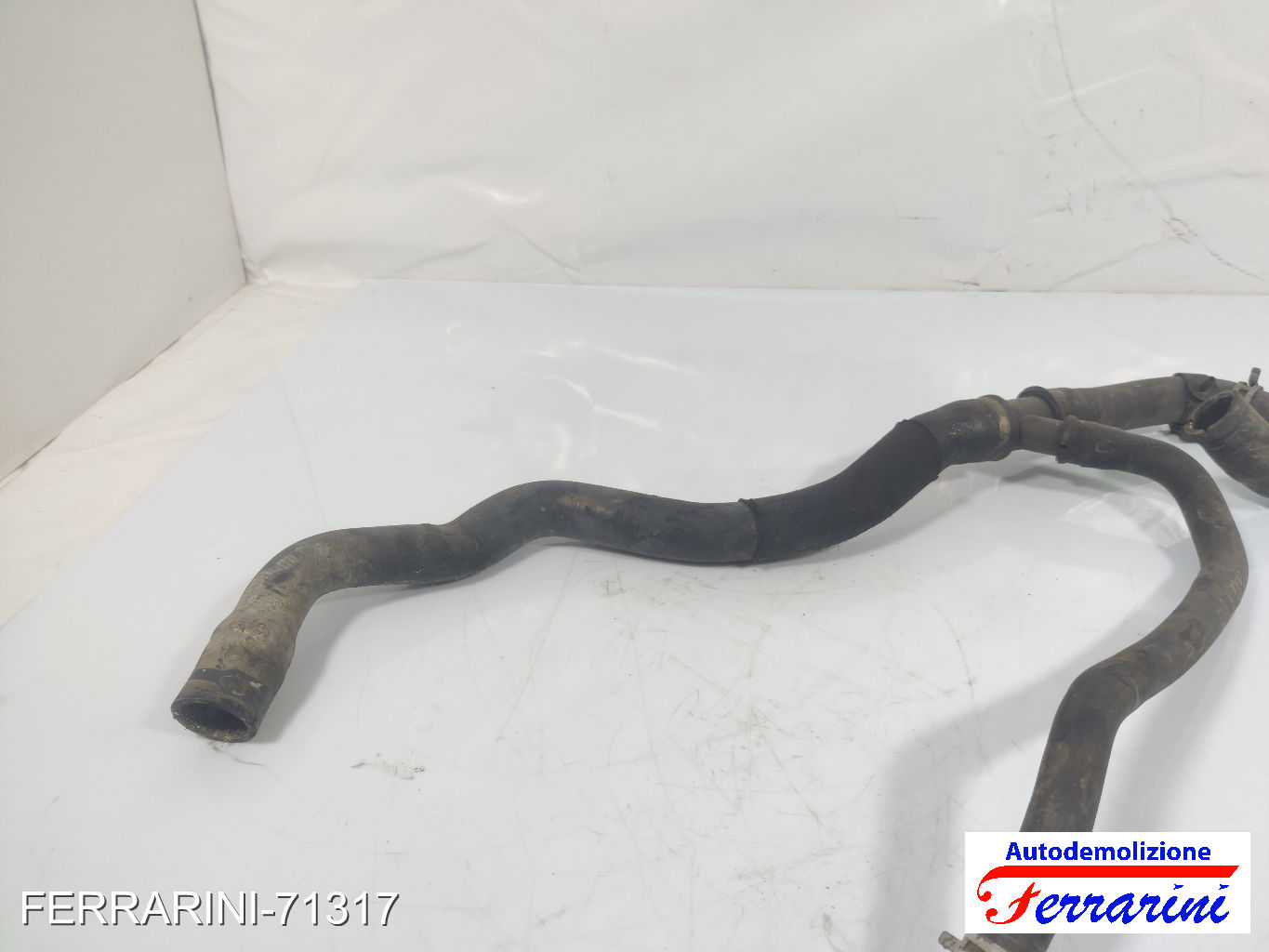 tubo acqua motore RENAULT CLIO 4 BH 1.5 DCI 75 2012-2023 215039195R