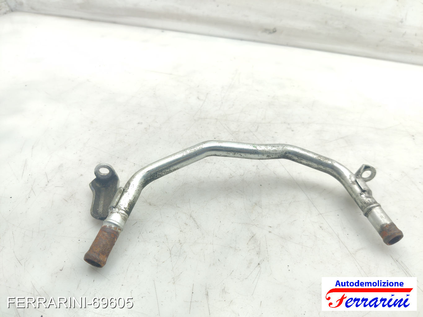Z17DTH Tubo Acqua Motore Ferro OPEL MERIVA A X03 1.7 CDTI 2003-2010 13123261