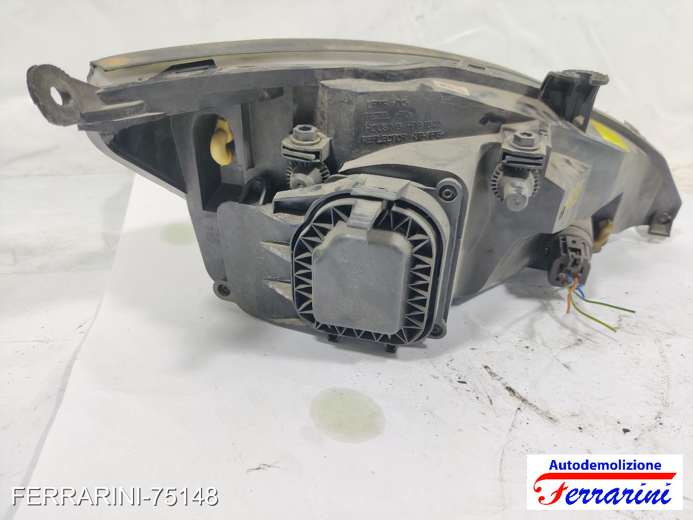 Faro Anteriore FORD FOCUS SW DNW 1999-2004