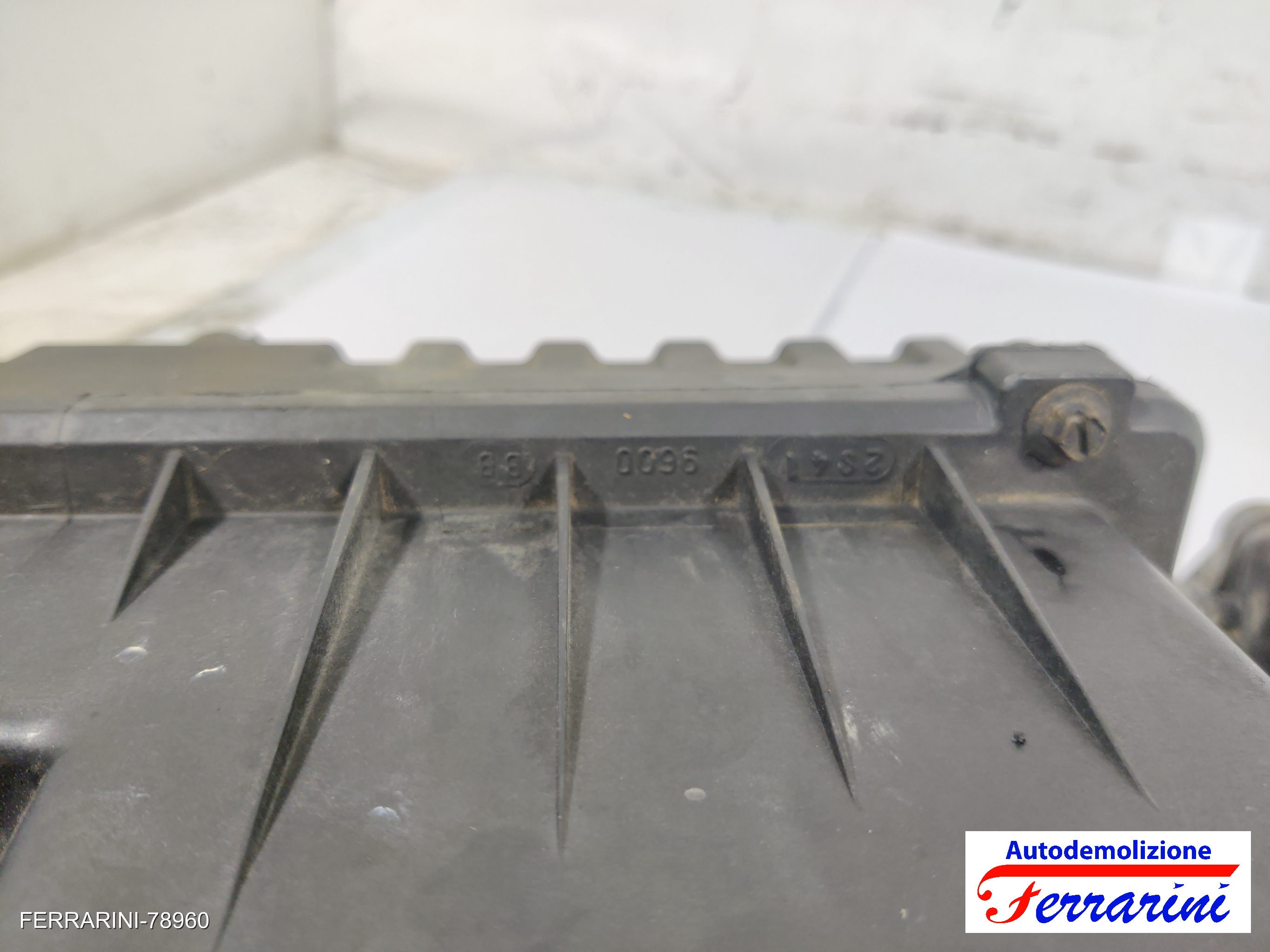 Scatola Cassa Filtro Aria FORD FOCUS SW DNW 1.8 TDCI 2002-2004 2