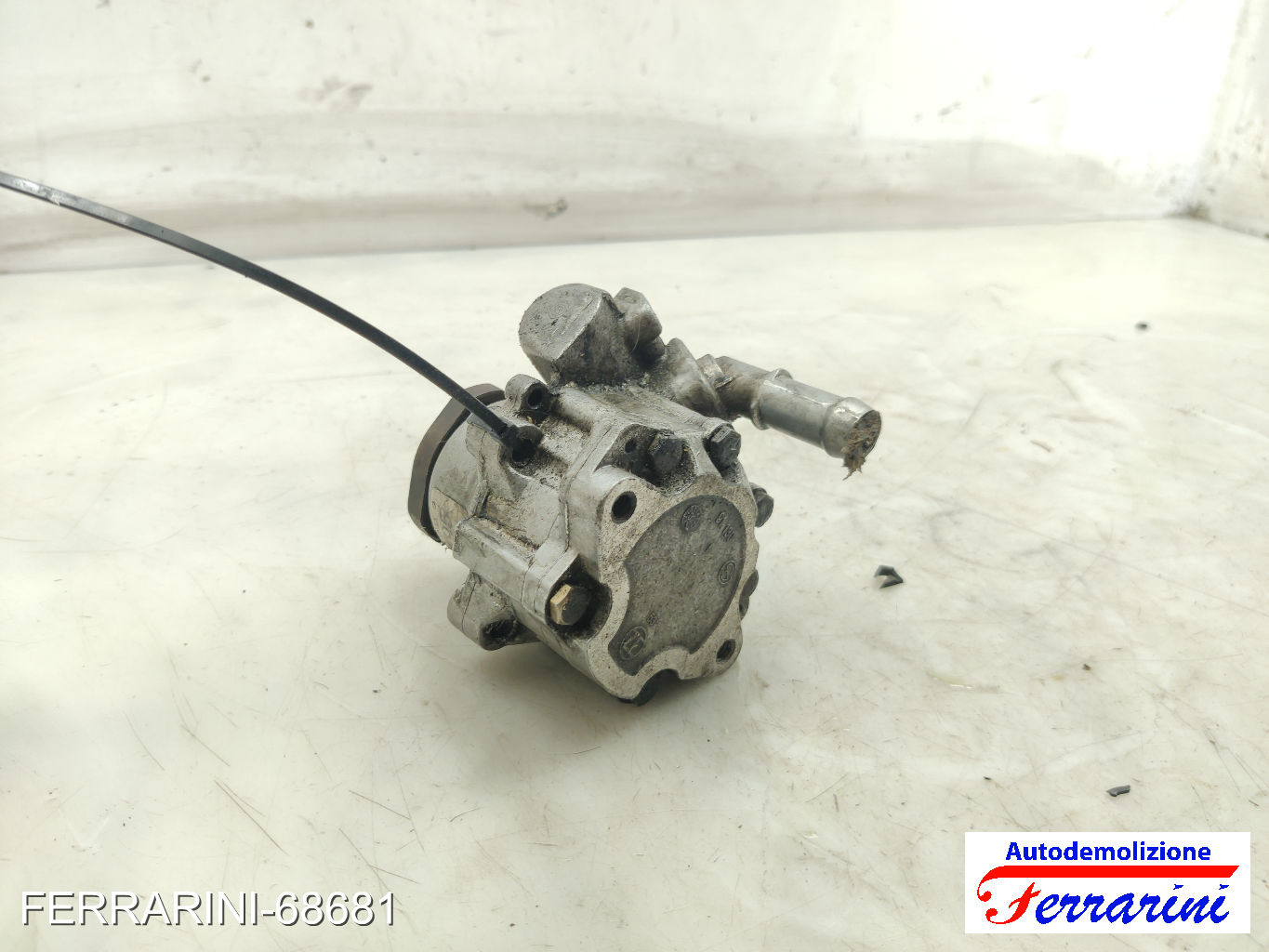 Pompa Servosterzo VW GOLF 4 1J1 1.6 1997-2004 8N0145154A, 7690955107