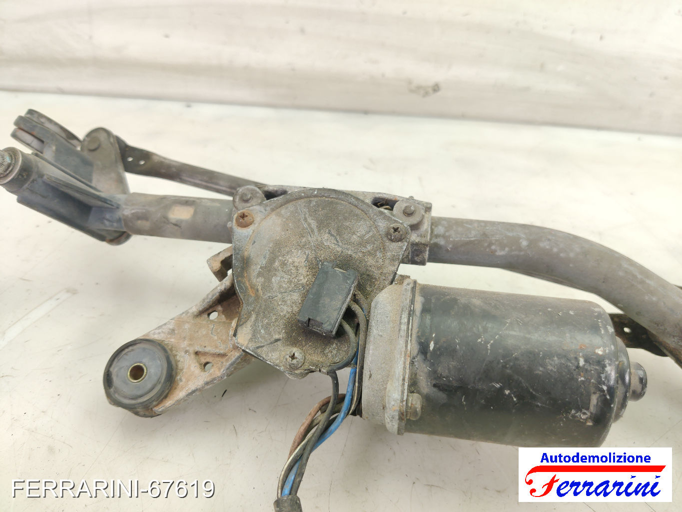 Spazzacqua Motorino Tergicristallo FORD FIESTA 5 JD, JH 2002-2008 anteriore