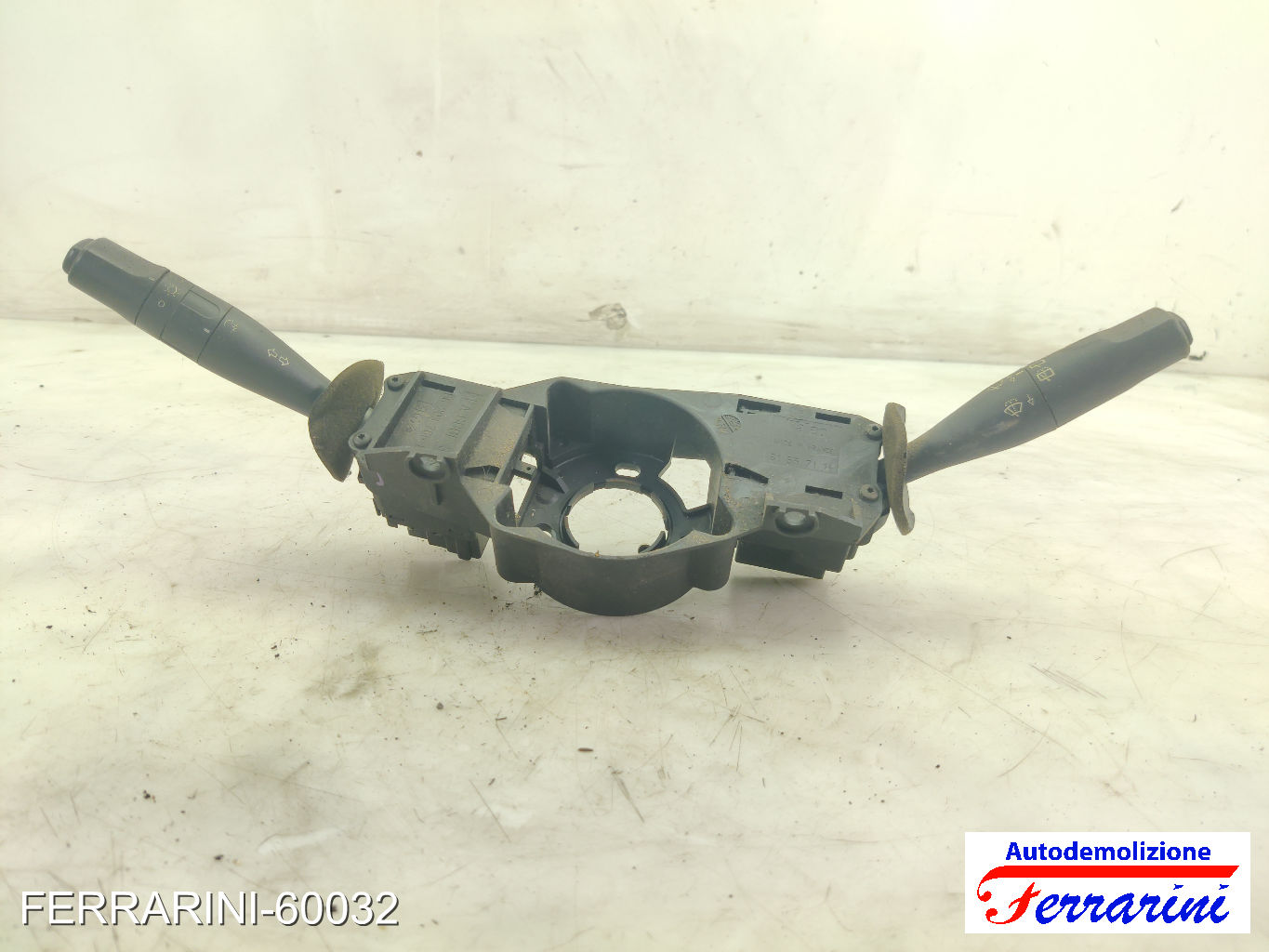 Devioluci PEUGEOT PARTNER COMBISPACE 5, G 2000-2008 9620376580, 6239L3 8