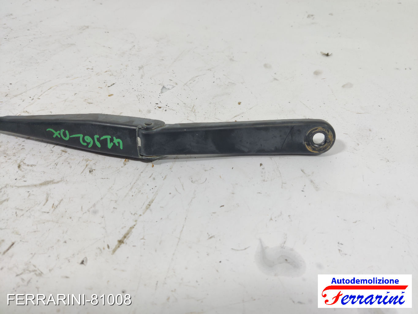 Bracci Tergicristalli FORD FIESTA 6 CB1, CCN 2008-2012 anteriore, frontale