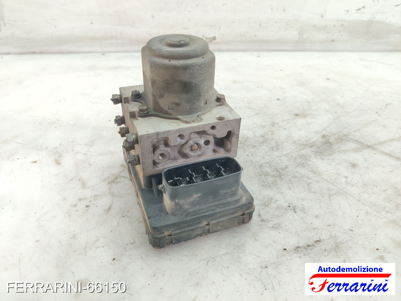 Centralina Pompa Abs TOYOTA COROLLA VERSO E12 1.6 VVT-I 2001-2004 4451013070 8