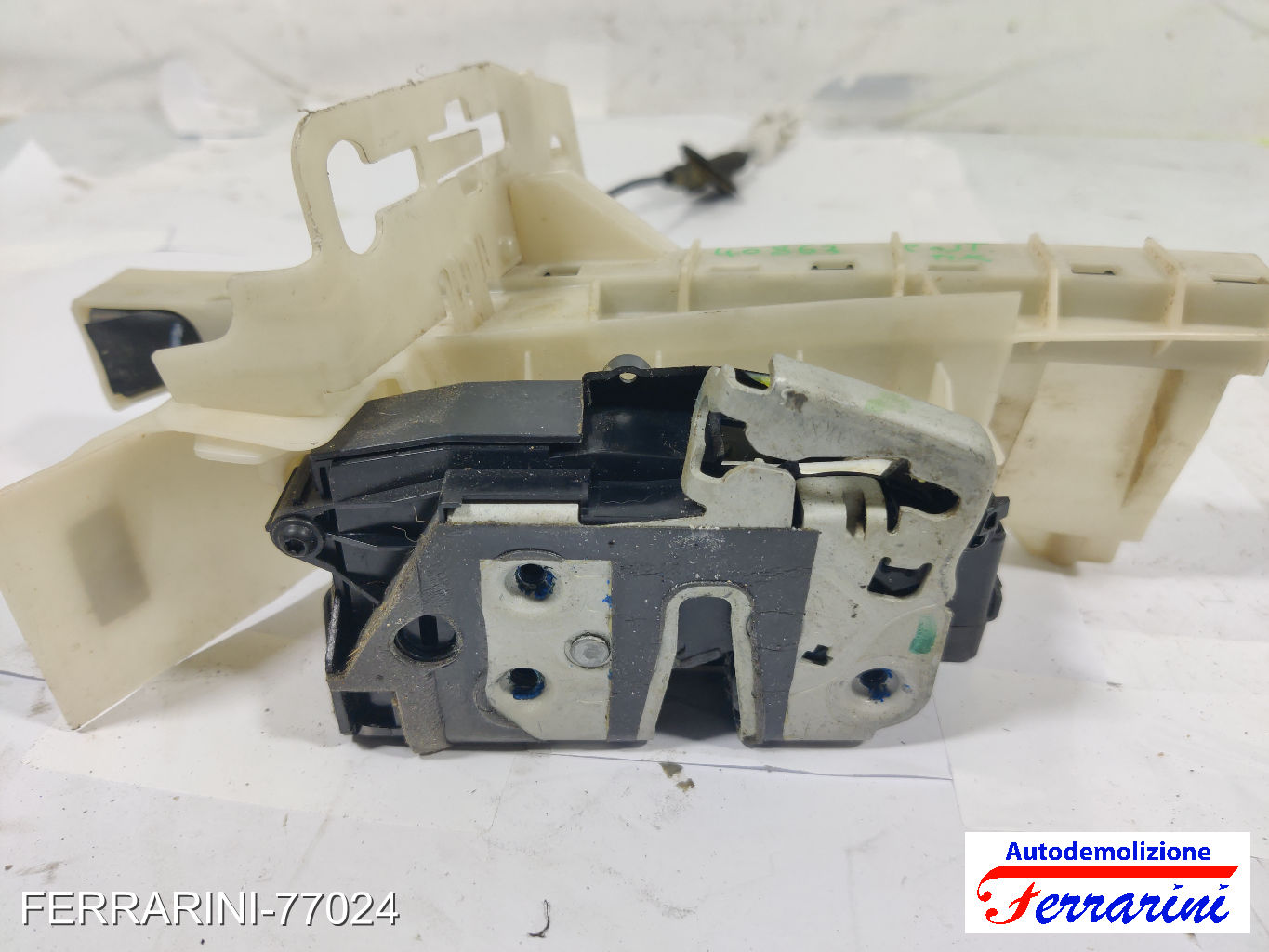 Serratura Porta FORD EDGE 2015-2018 destro, dx, posteriore, post FT4AA26412BE