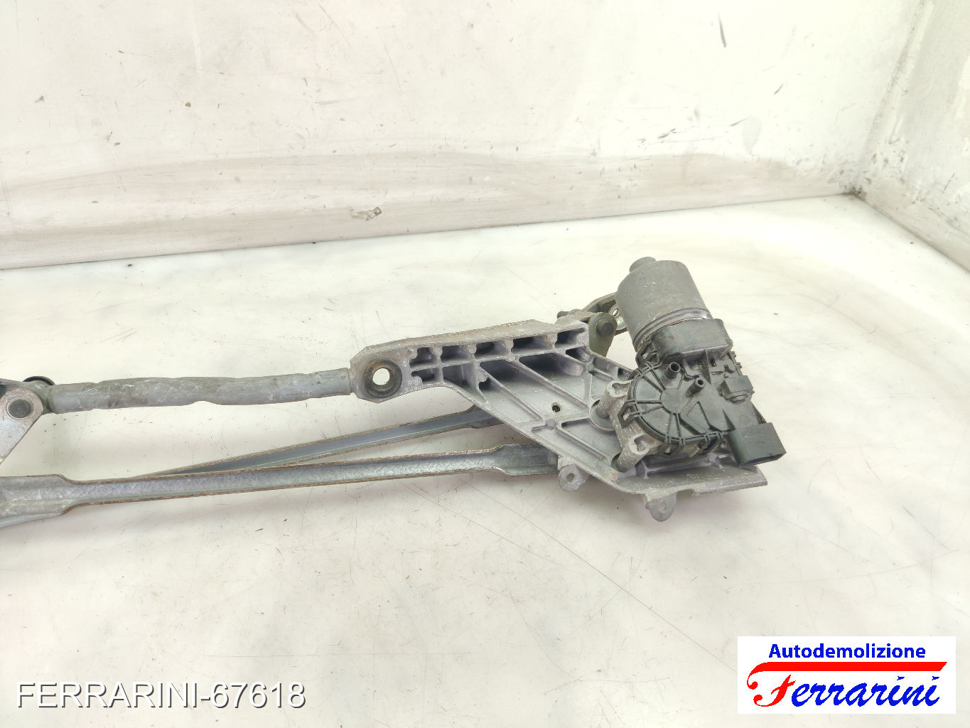 Spazzacqua Motorino Tergicristallo FORD FIESTA 6 CB1, CCN 2010-2012 anteriore 11