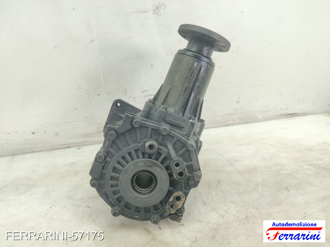 Differenziale HYUNDAI SANTA FE 2 CM 2.2 CRDI GLS 4X4 2006-2009 4730039300 8