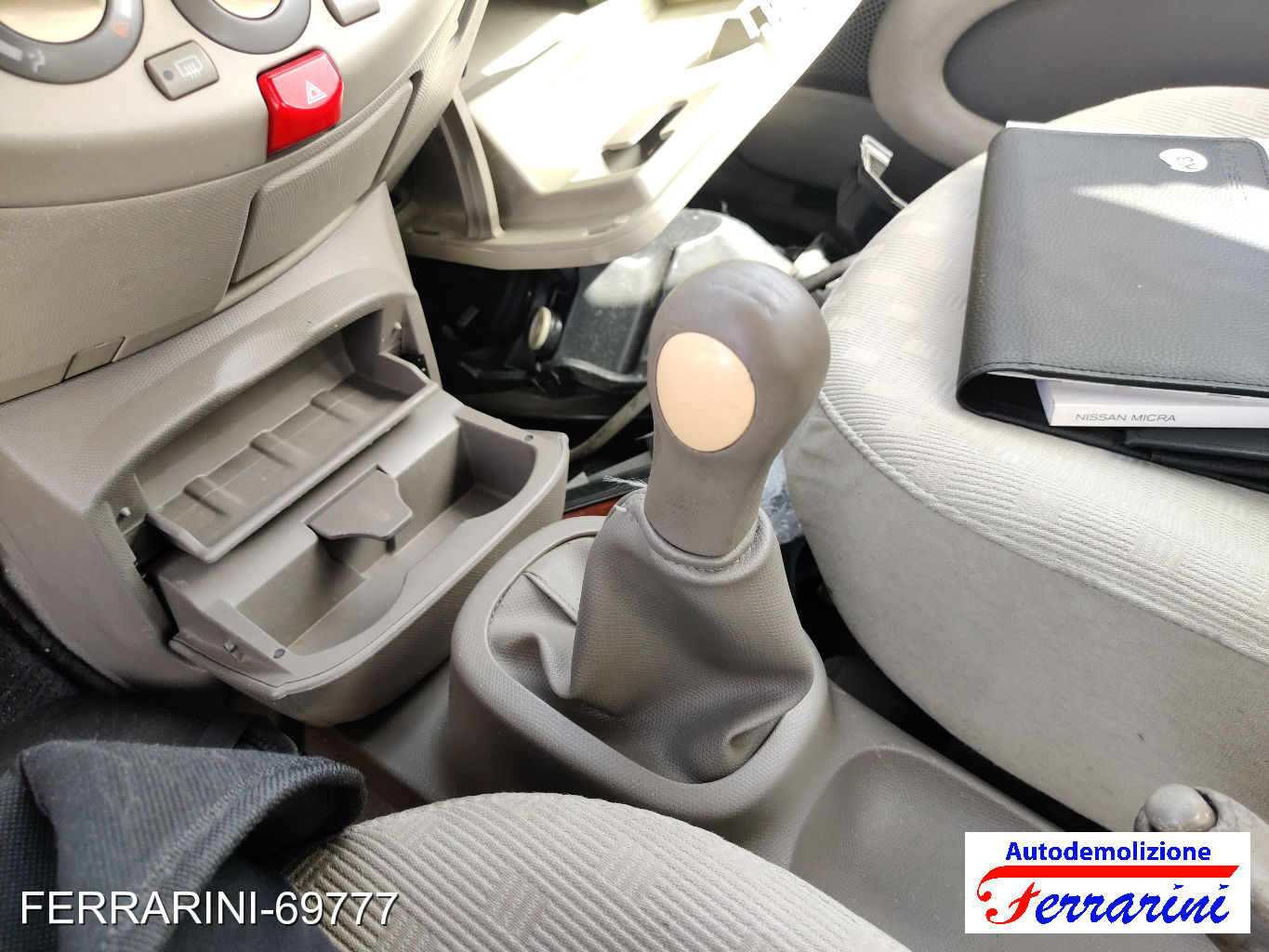 Nissan Micra 3 25