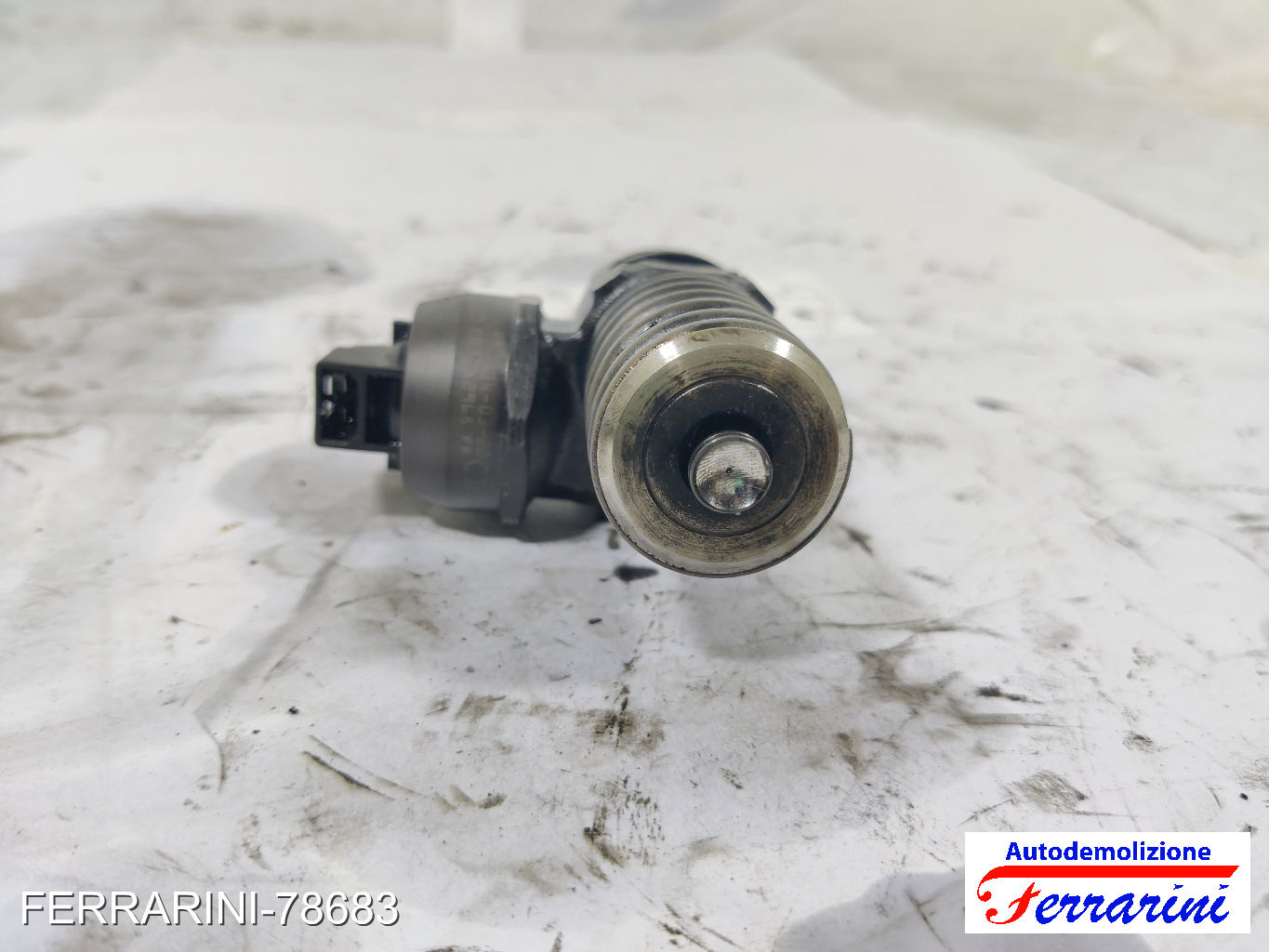 Iniettore VW PASSAT VARIANT 3B6 1.9 TDI 2000-2005 038130073BA, 0414720216, 32968