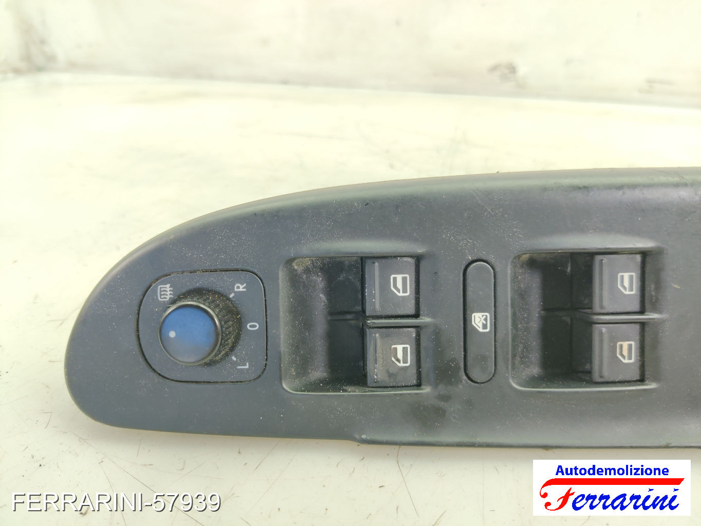 Pulsantiera Tastiera Alzavetro VW PASSAT VARIANT 3C5 2005-2009 sinistra, sx 8