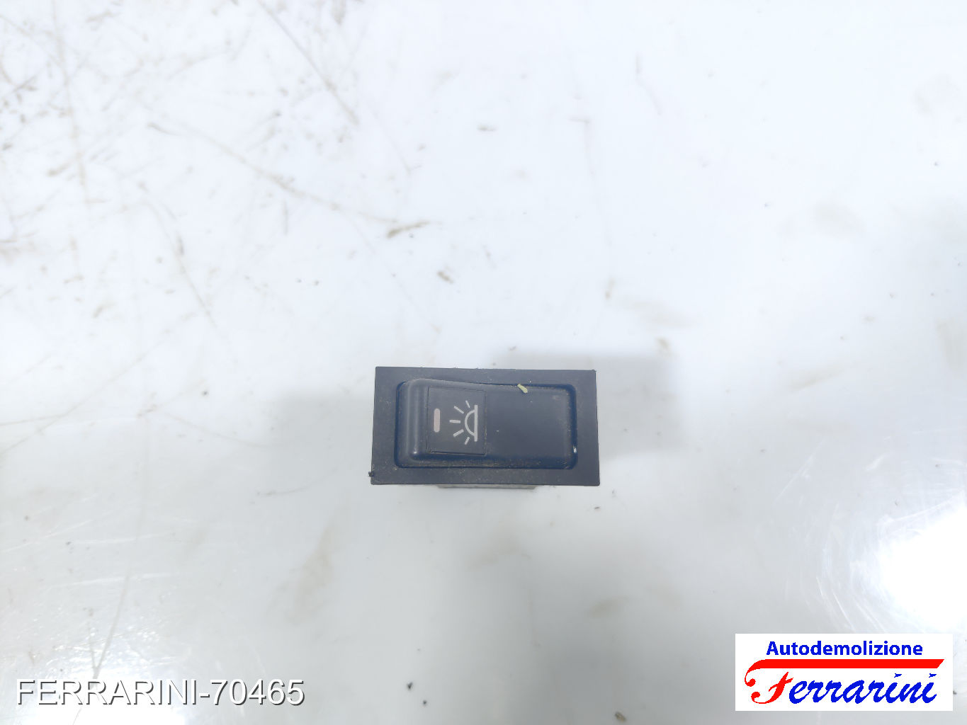 Interruttore luci servizio IVECO DAILY 1 1978-1989 4433818, 512201 6