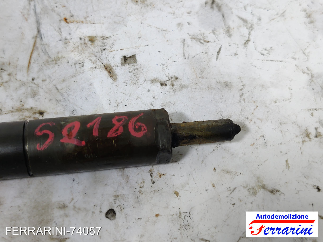 Iniettore RENAULT SCENIC 2 JM0/1 1.5 DCI 2003-2005 8200365186, EJBR01801A
