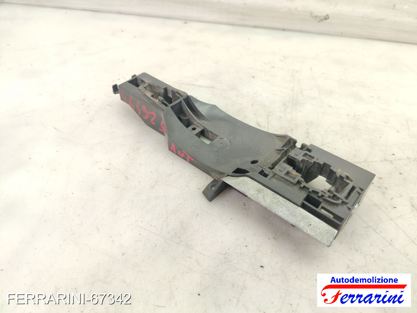 Supporto Maniglia Esterna NISSAN QASHQAI 2 J11 2013-2023 sinistro, sx, frontale