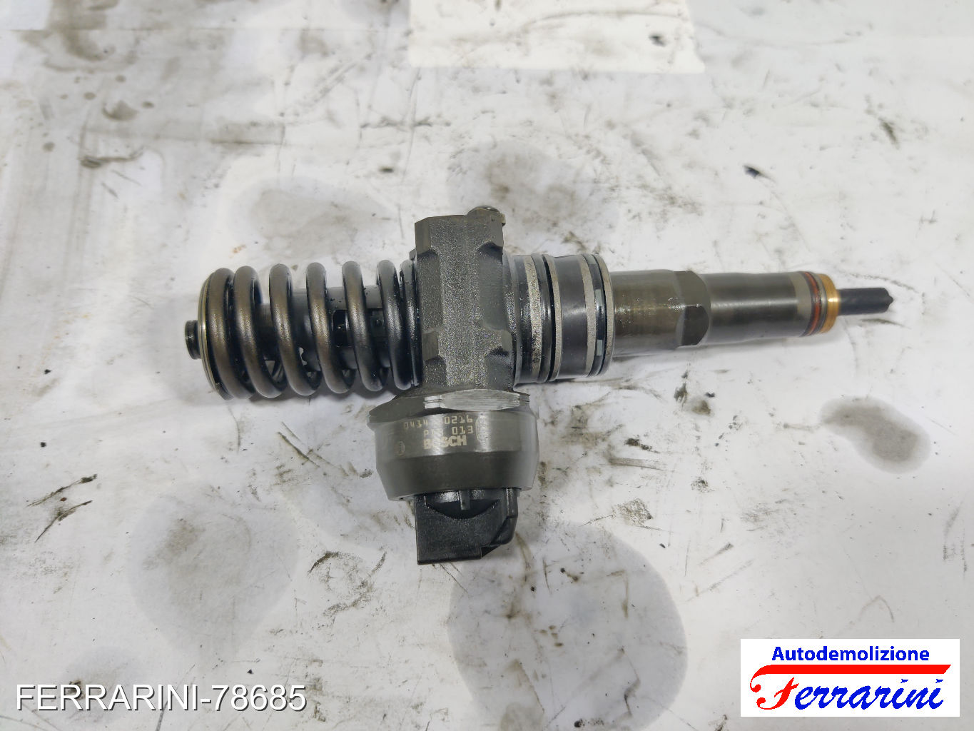 Iniettore VW PASSAT VARIANT 3B6 1.9 TDI 2000-2005 0414720216, 041720216, 30079BA