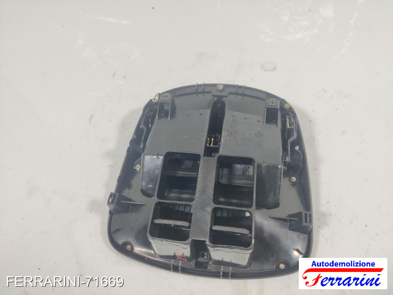 Bocchetta Areazione ALFA ROMEO 147 937 2004-2010 anteriore, frontale centrale