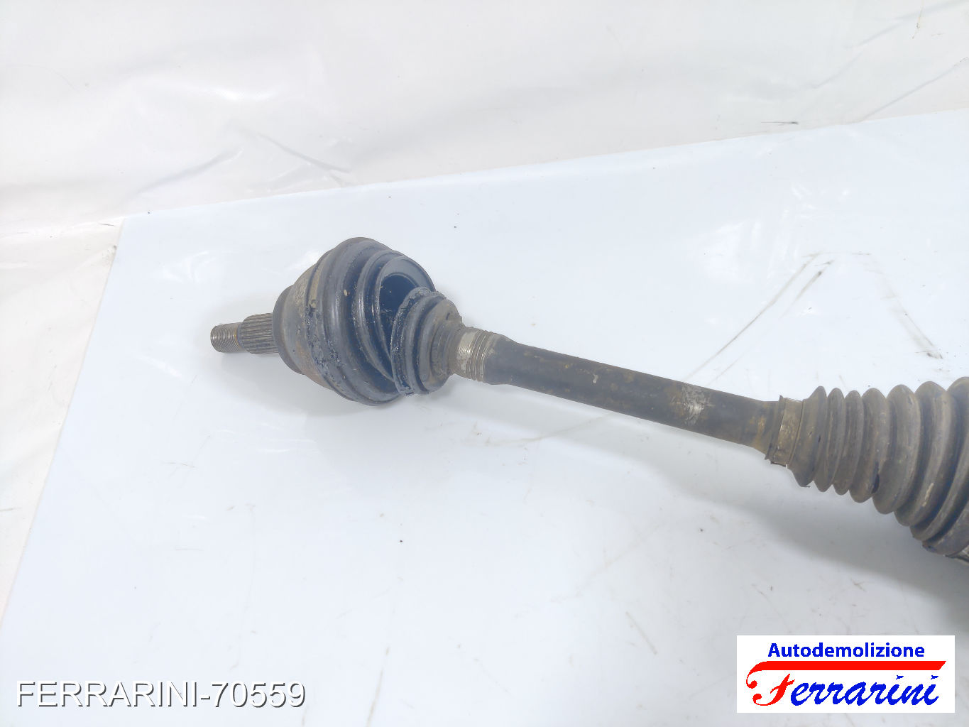 Semiasse MERCEDES CLASSE A W169 A 180 CDI 2004-2012 A1693705672, A1693603272