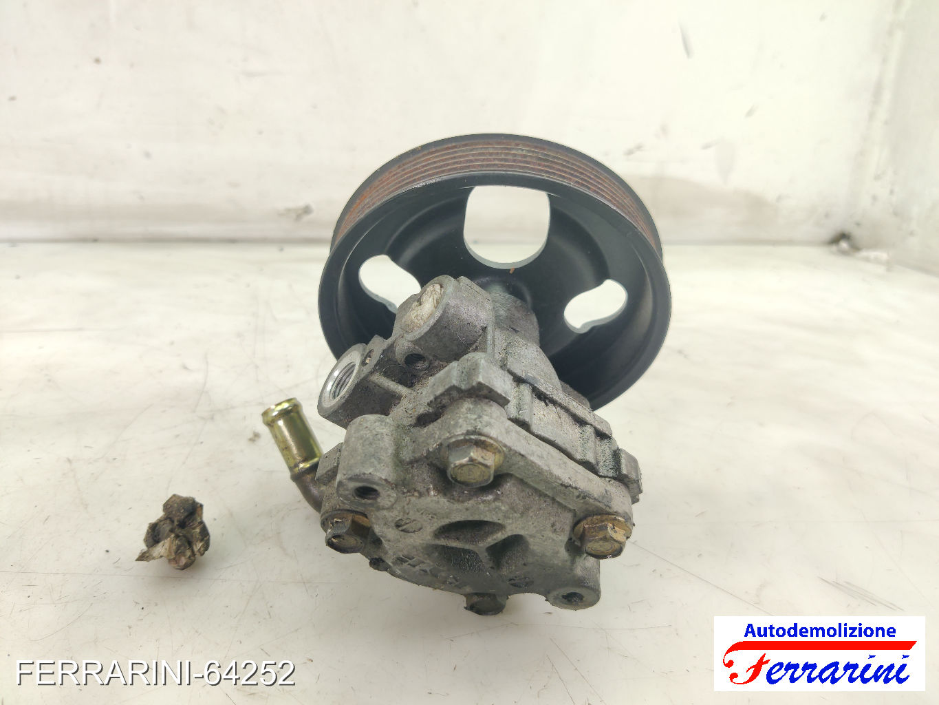 Pompa Servosterzo JEEP COMPASS MK49 2.0 CRD 4X4 2006-2016 4450A008, 5154355AB