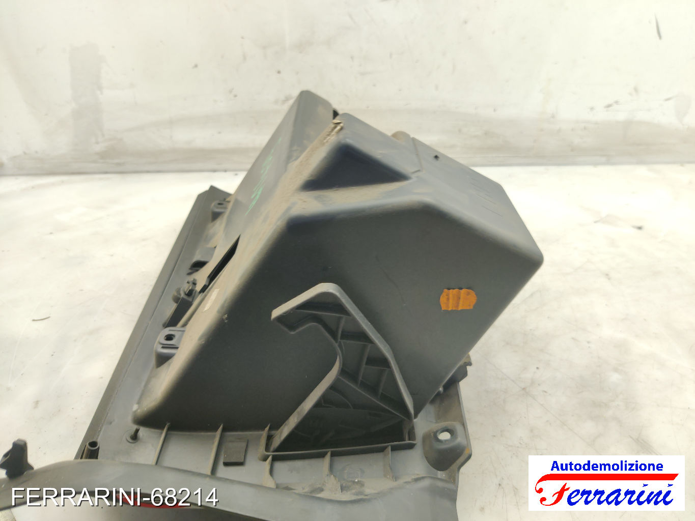 Portaoggetti Passeggero OPEL CORSA D S07 2006-2014 13205097 10
